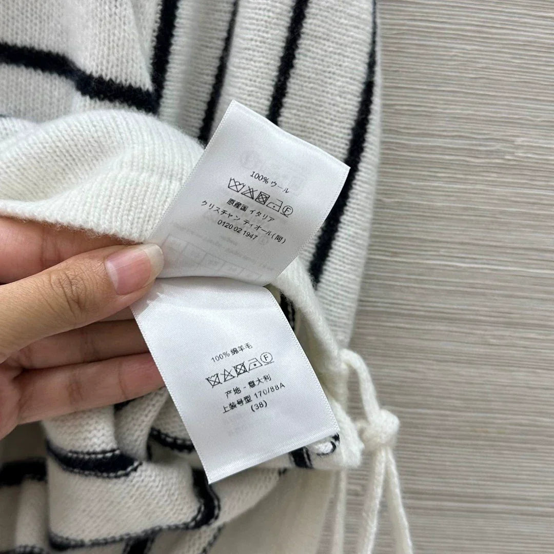 D 25 new drawstring design drawstring striped wool top.
