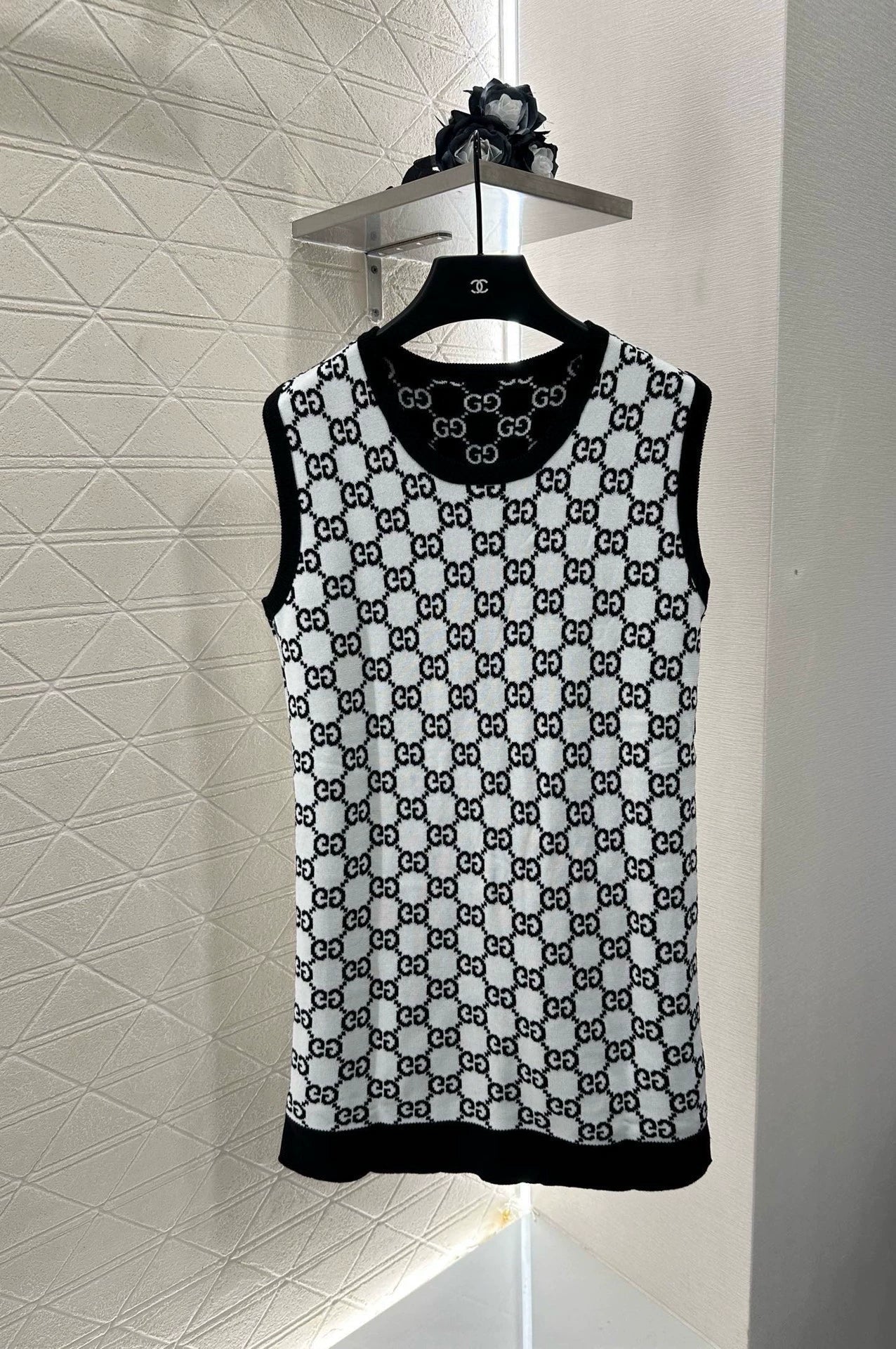 G 25 Reversible jacquard knitted vest dress