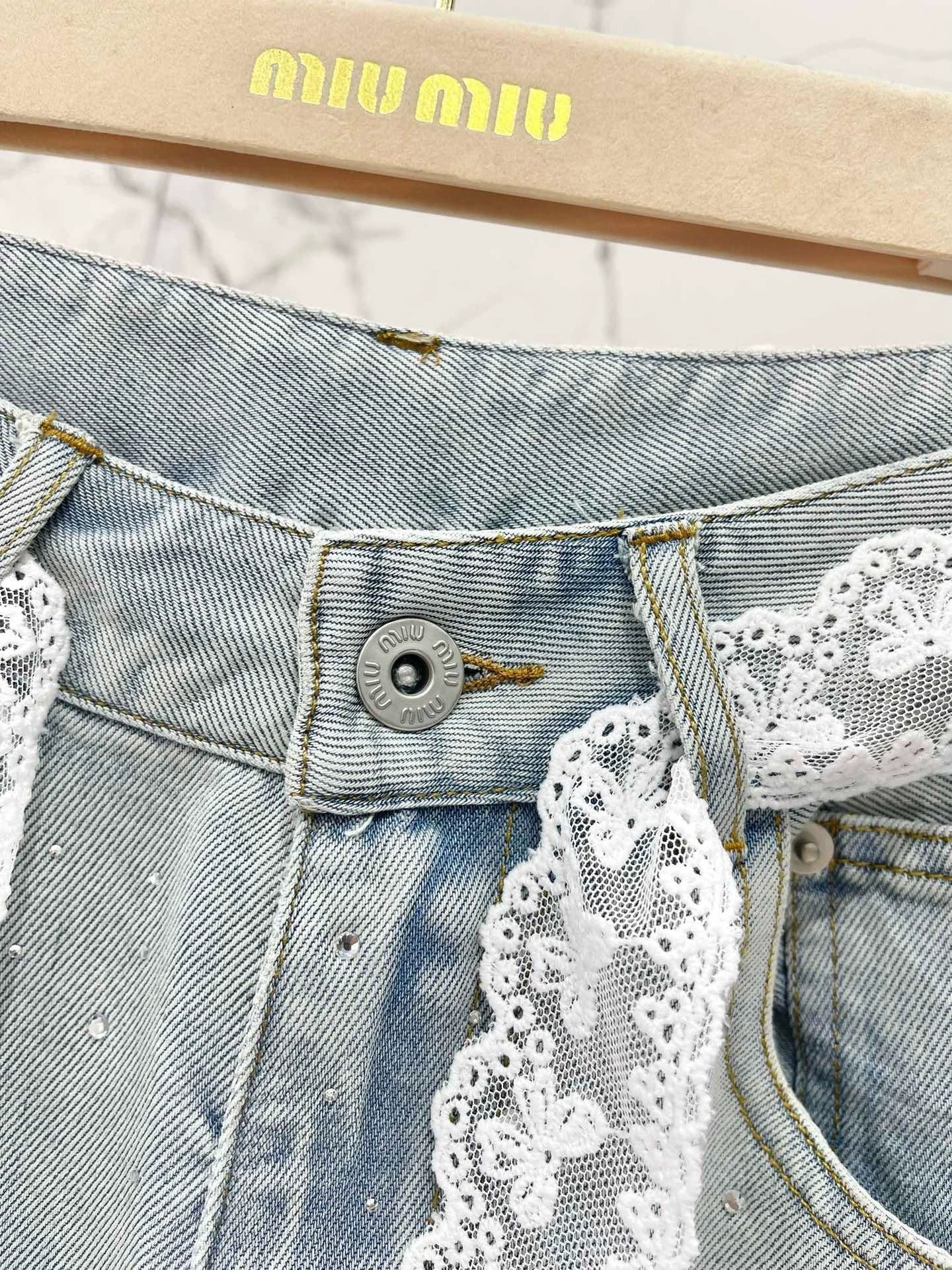 M 25 spring and summer new thin lace hot diamond straight jeans