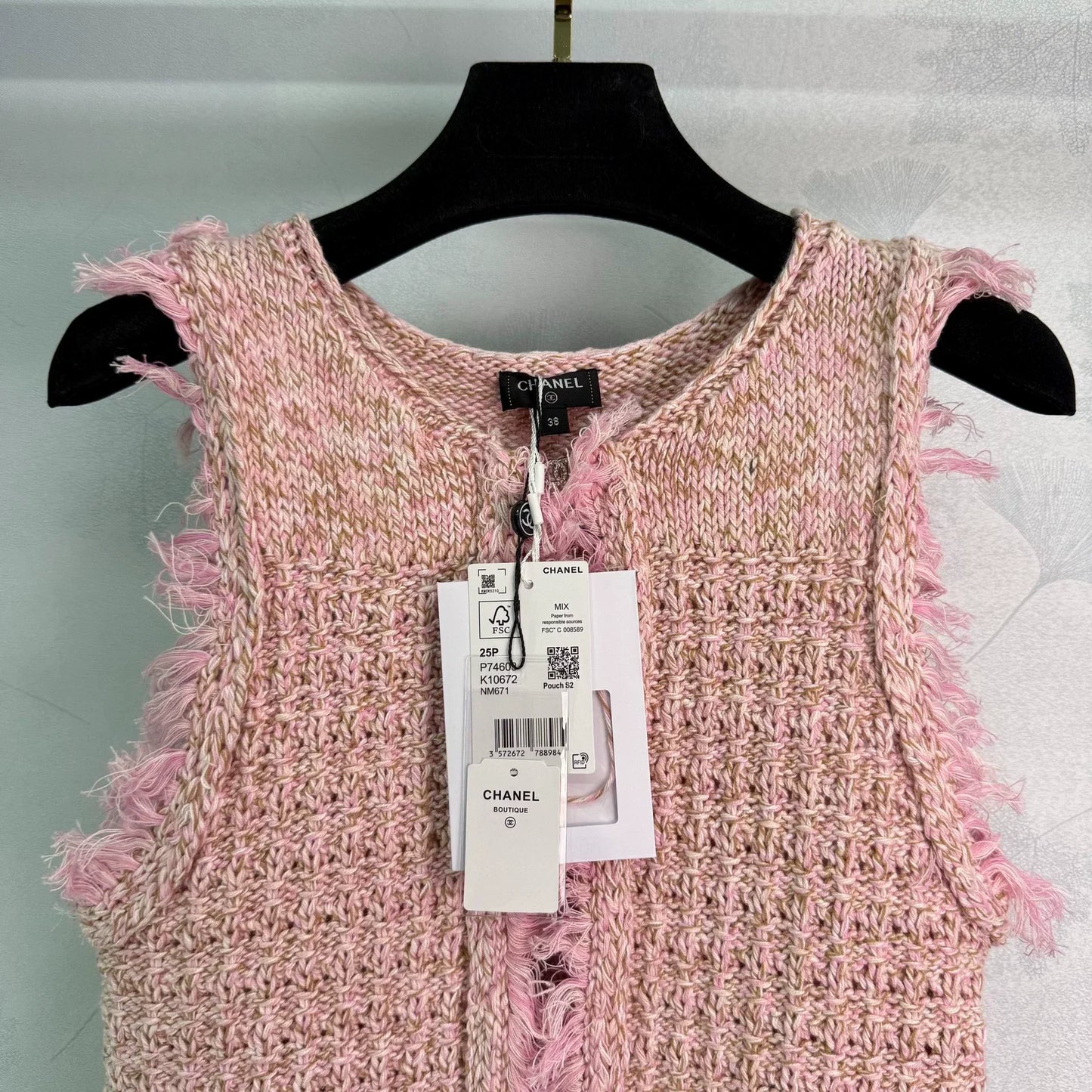 2025 Summer New Round Neck Raw Edge Knitted Vest
