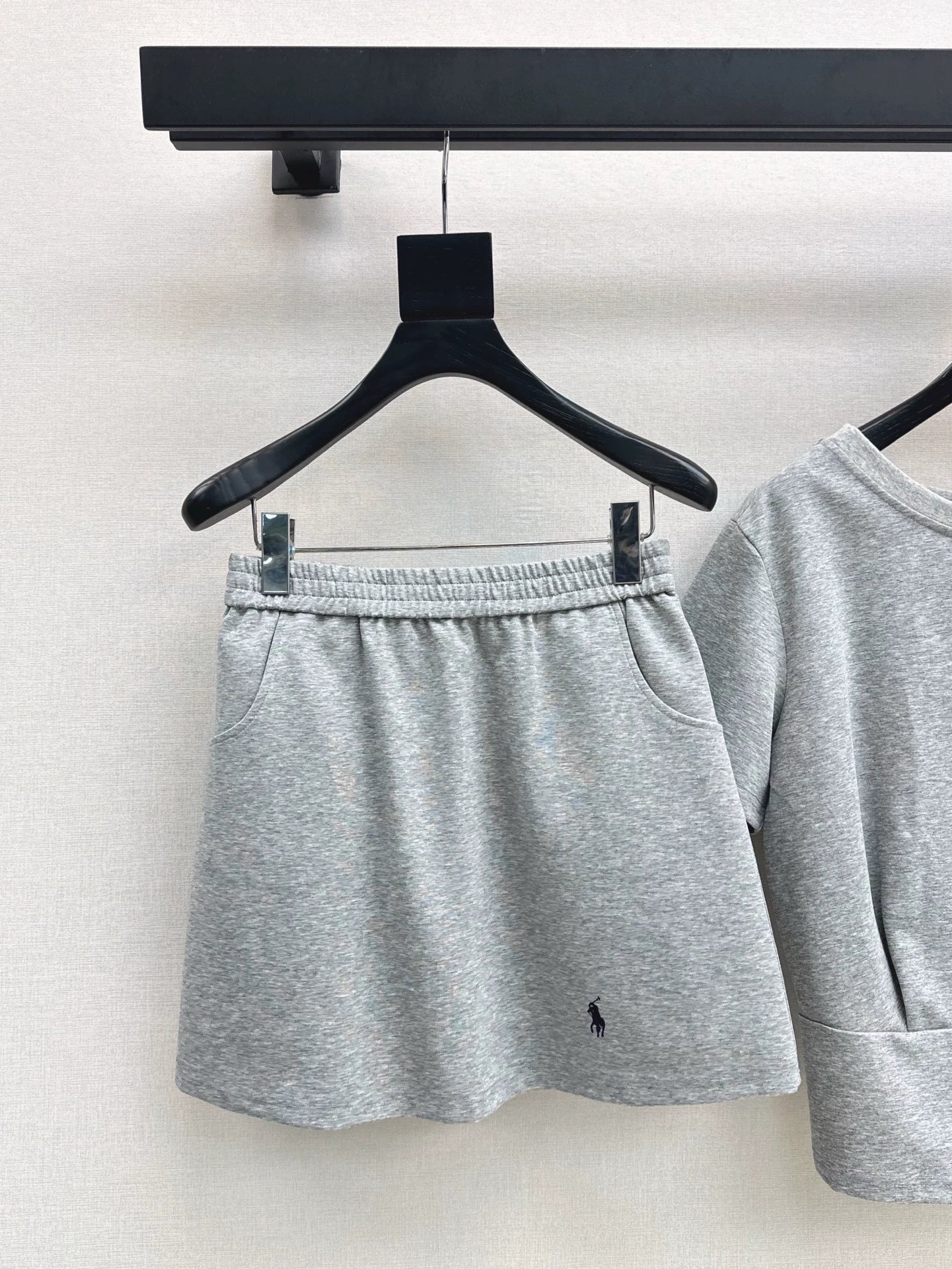 Ra 25 Spring/Summer New Slant Shoulder Design Suit