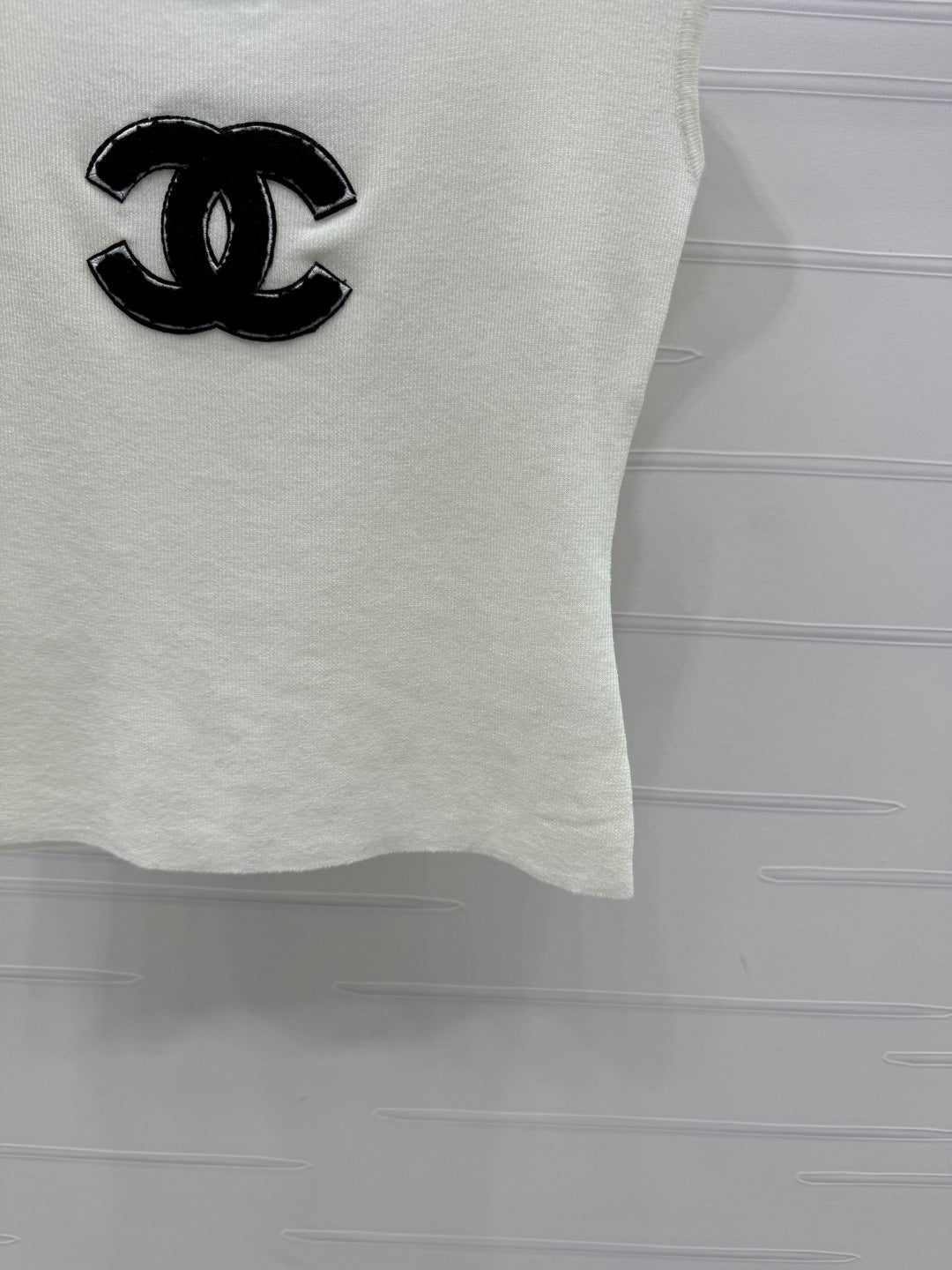 25 White Tank Top Square Neck Knitted