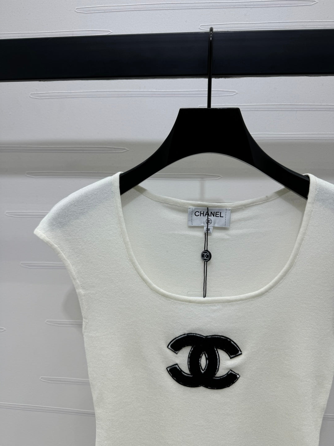 25 White Tank Top Square Neck Knitted