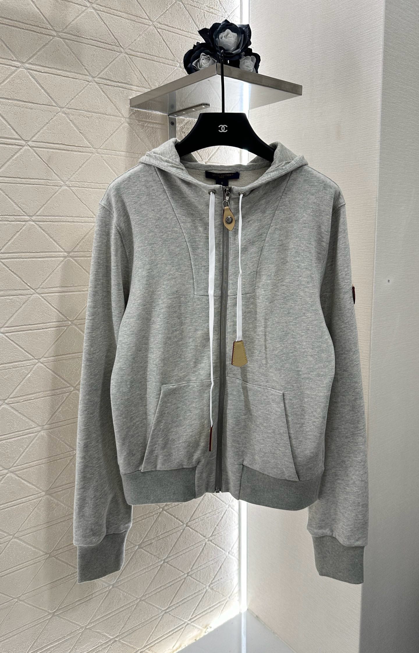 25 Hooded Drawstring Jacket and Shorts Set