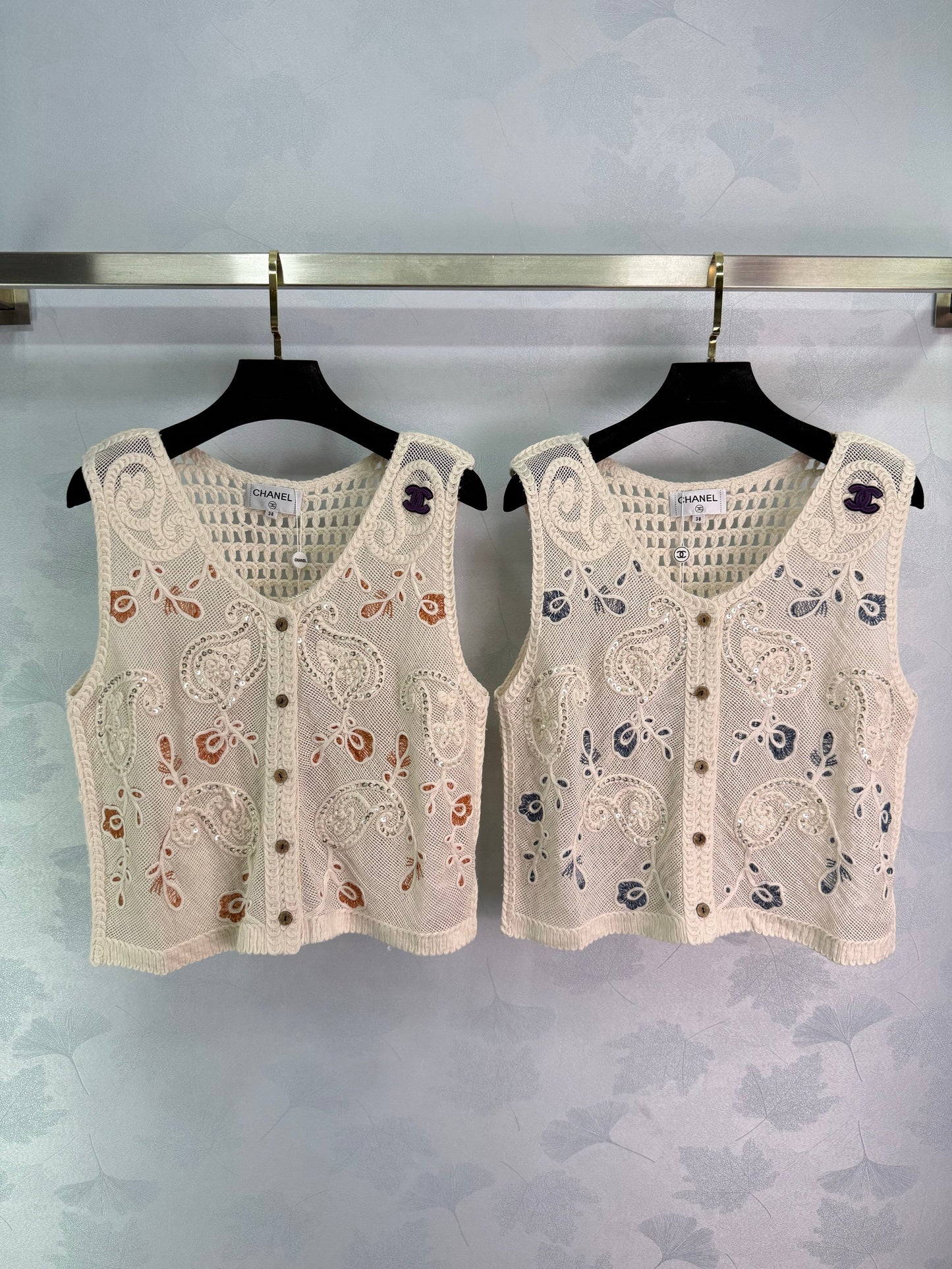 25 Early Autumn 3D Crochet Vest