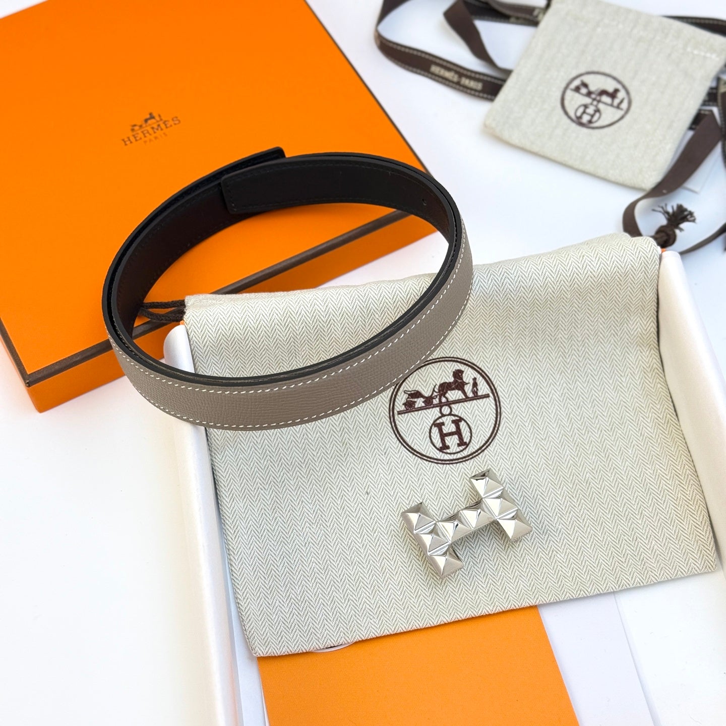 Infini Reversible Belt 24mm Gray Epsom Silver Buckle