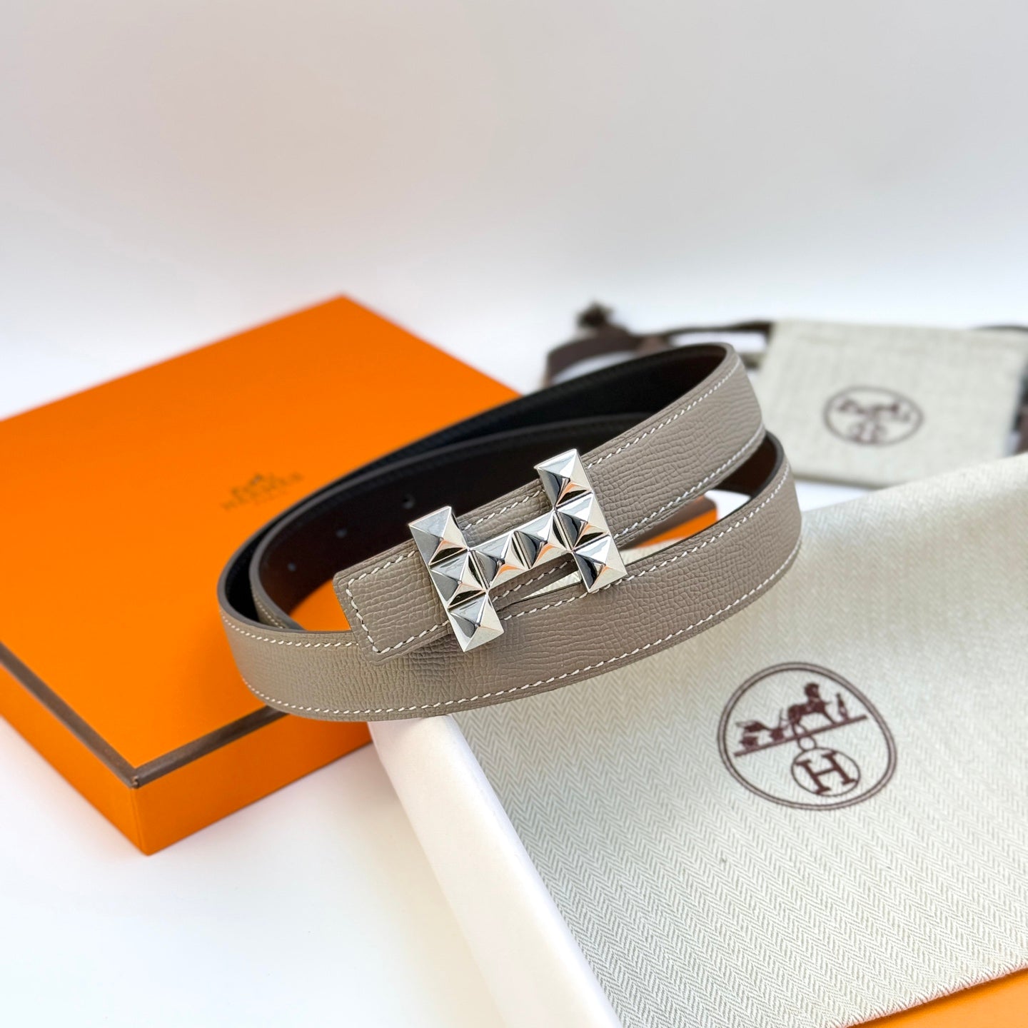 Infini Reversible Belt 24mm Gray Epsom Silver Buckle