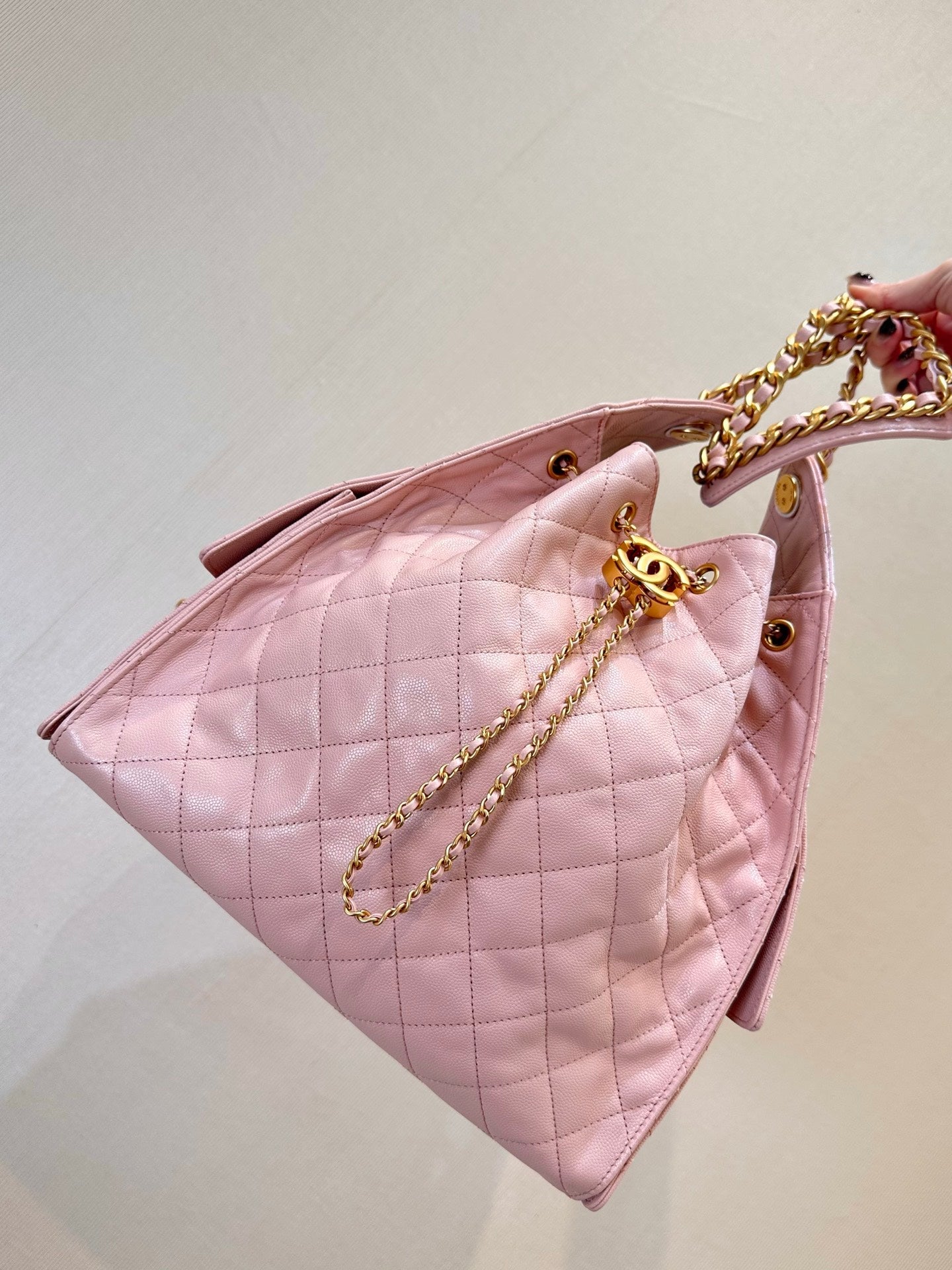 25C Hobo Bags 40cm Pink Grained Calfskin