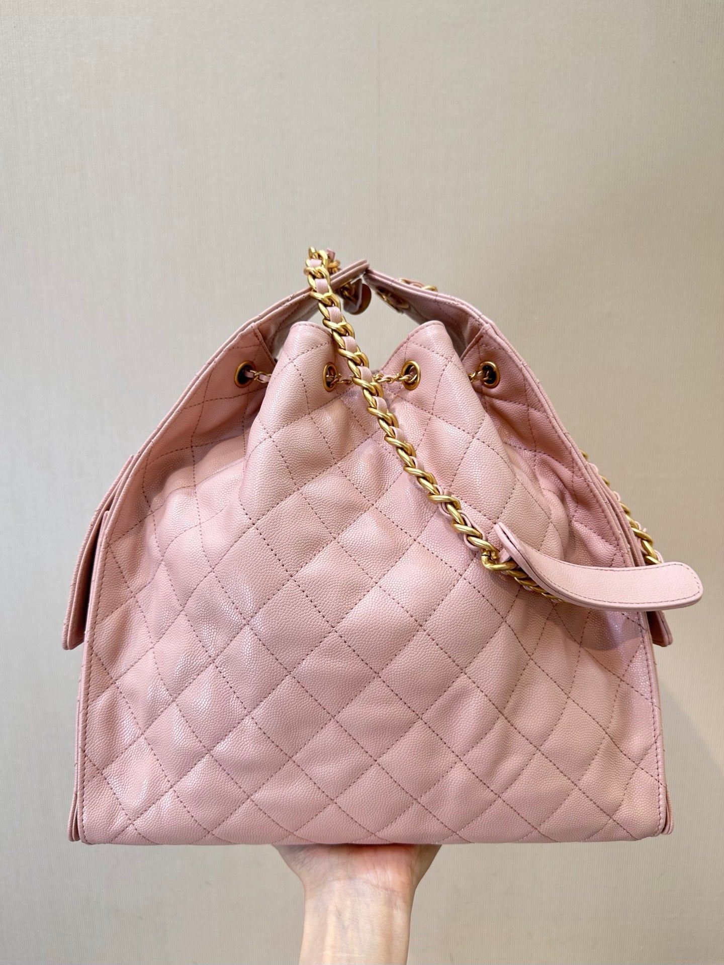 25C Hobo Bags 40cm Pink Grained Calfskin