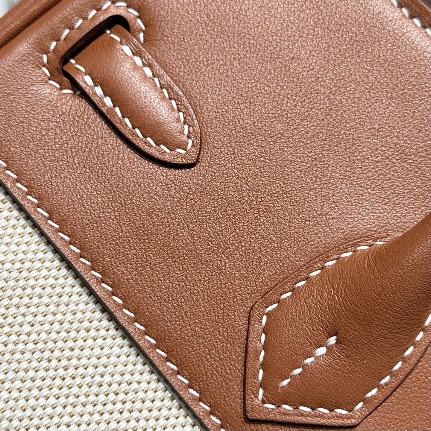 Birkin 25cm Golden Brown Swift Cowhide With Horse Totem Beige Canvas Fabric Shw 249990