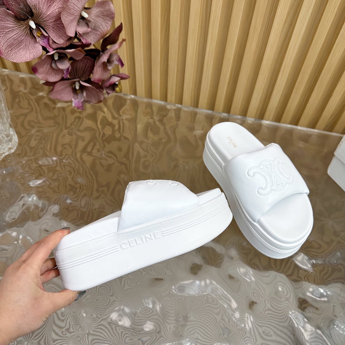 25 Sline Sandal White Sheepskin 285911