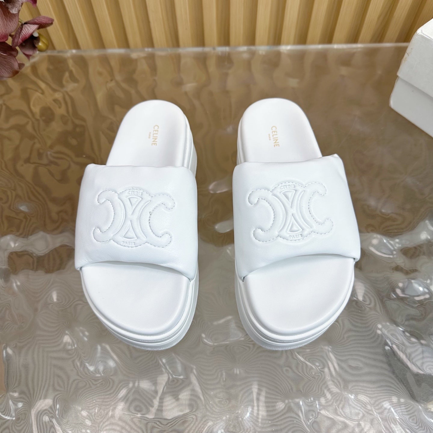 25 Sline Sandal White Sheepskin 285911