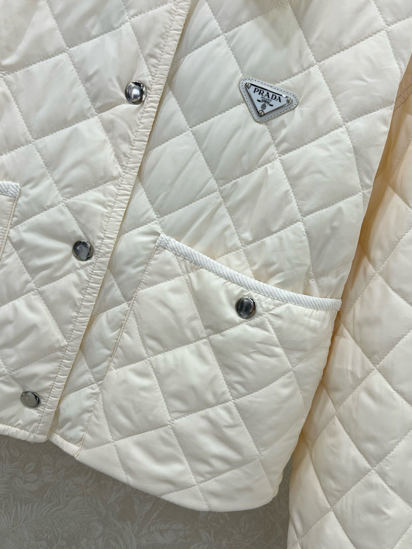 P 25 new autumn and winter diamond short cotton coat!