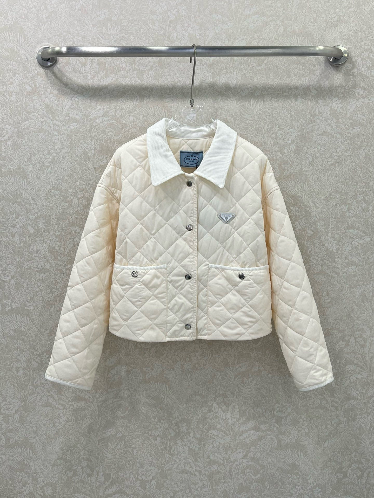 P 25 new autumn and winter diamond short cotton coat!