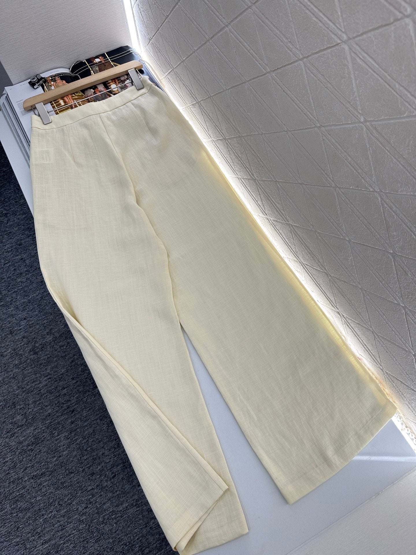 25 Silk scarf vest wide-legged pants set