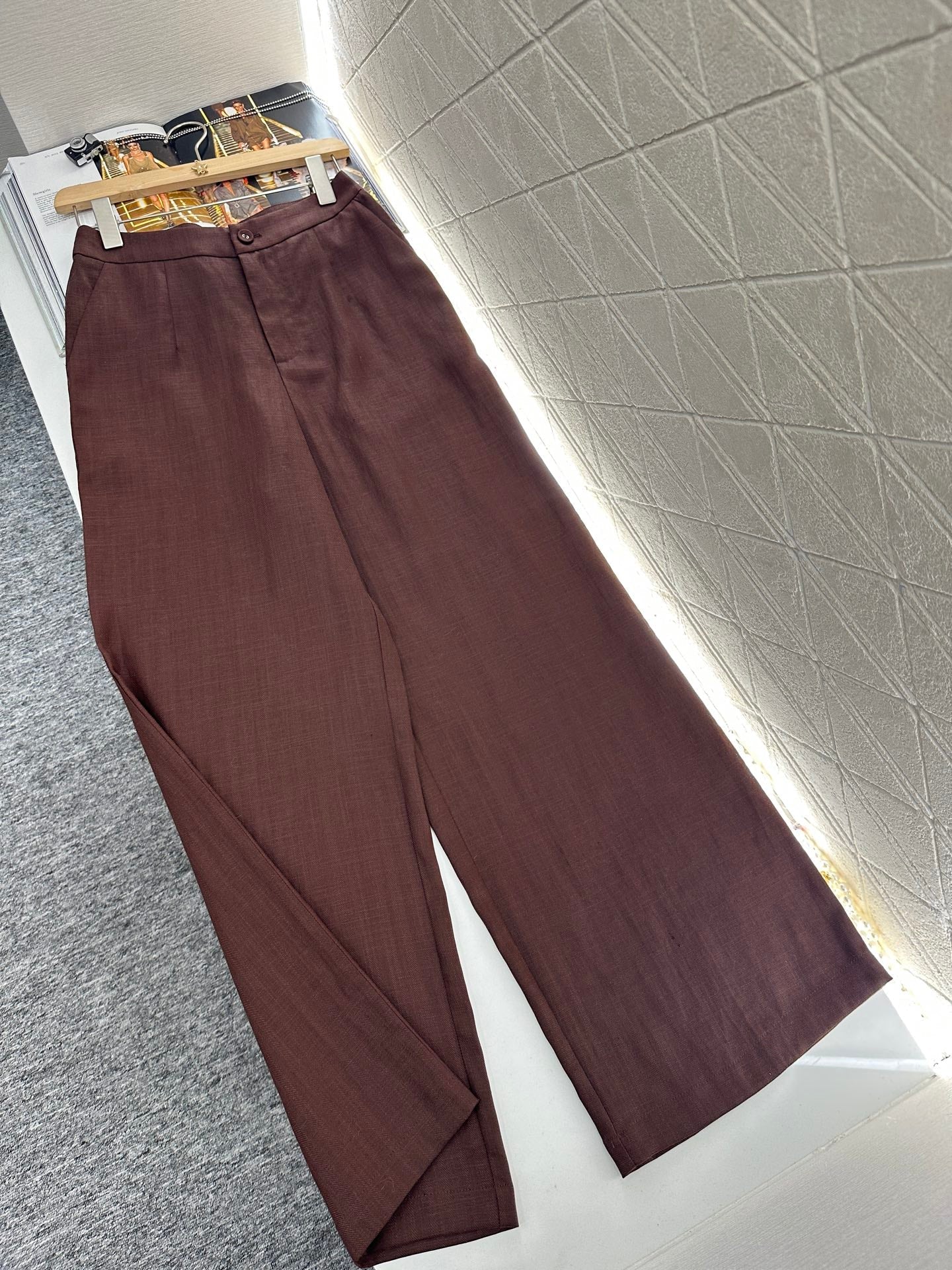 25 Silk scarf vest wide-legged pants set