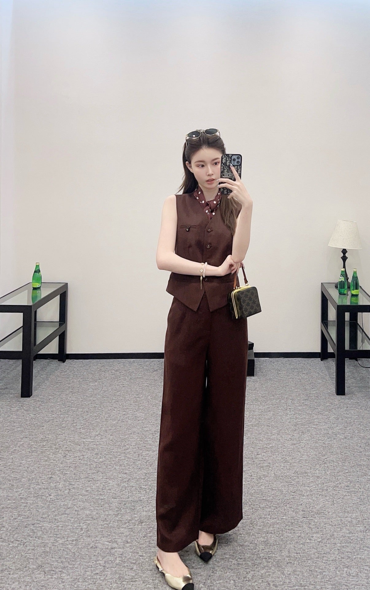 25 Silk scarf vest wide-legged pants set