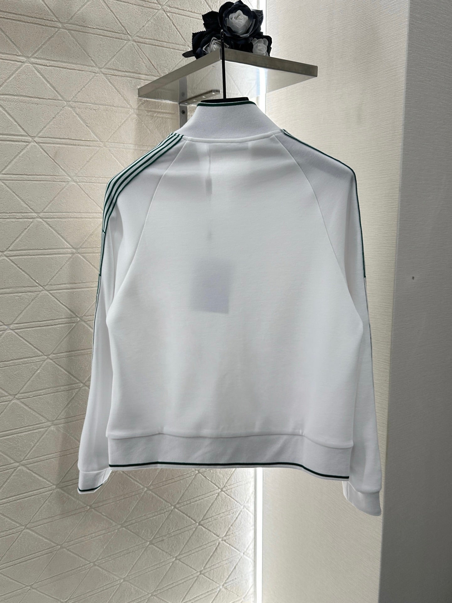 D 25 Zip-up jacket and pants set