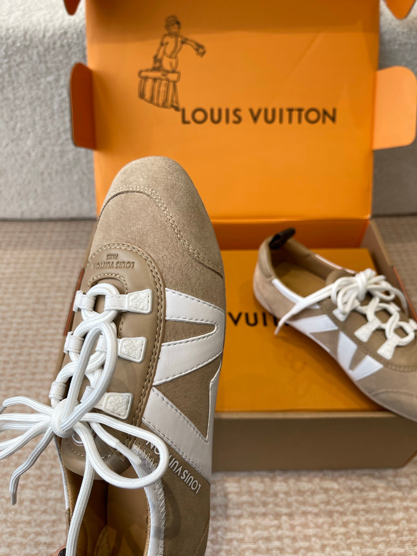 Sneakerina Light Brown White Suede Calfskin 298826