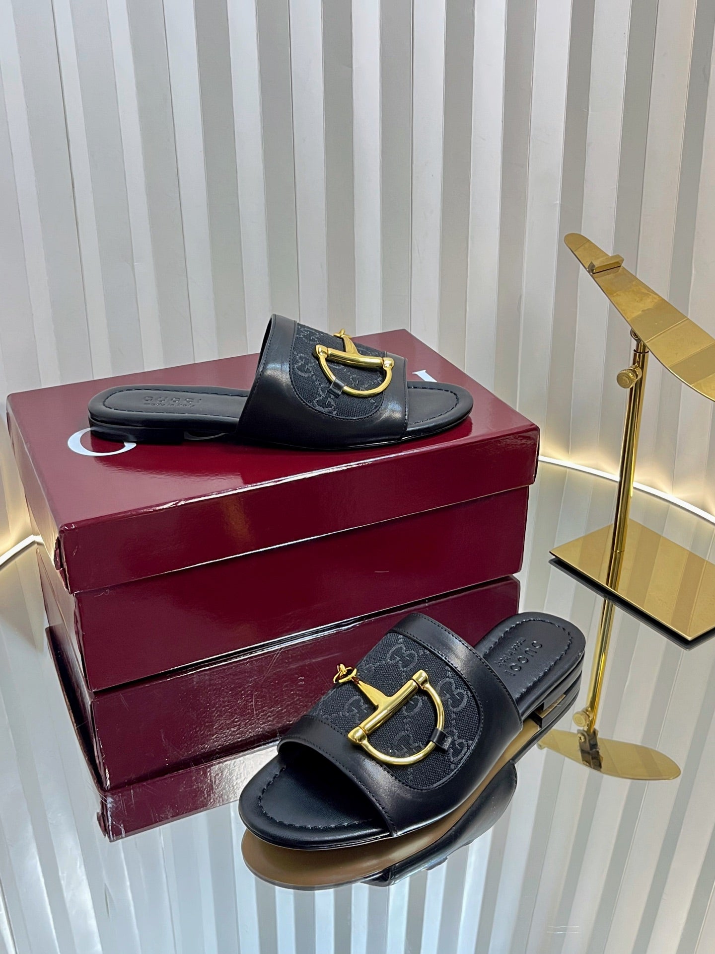 25 Horsebit GG Sandals Black Canvas 294676