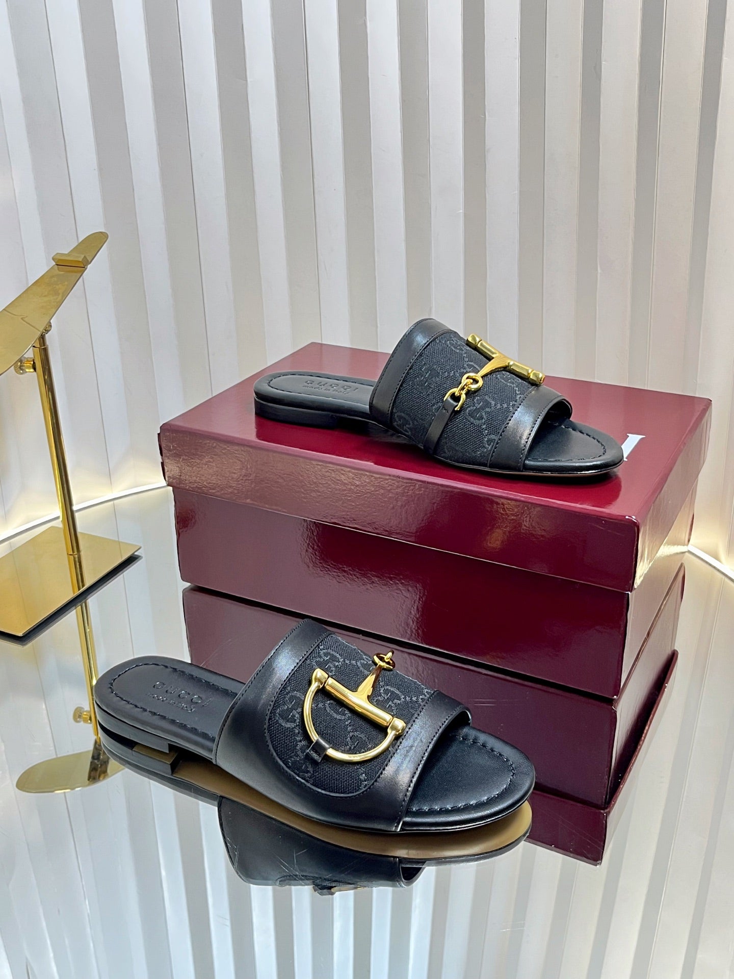25 Horsebit GG Sandals Black Canvas 294676
