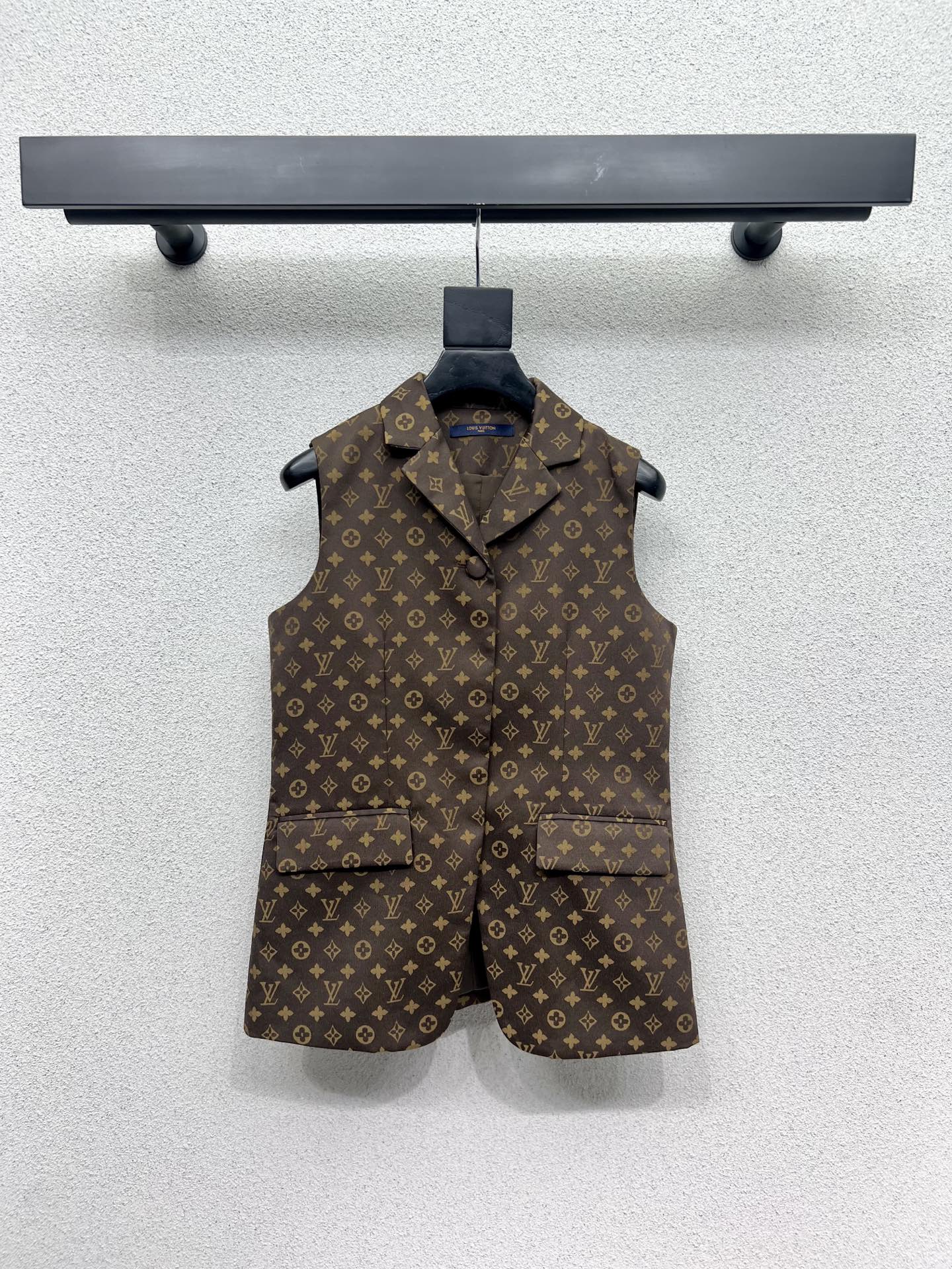L 25 Classic jacquard fabric monogram suit vest