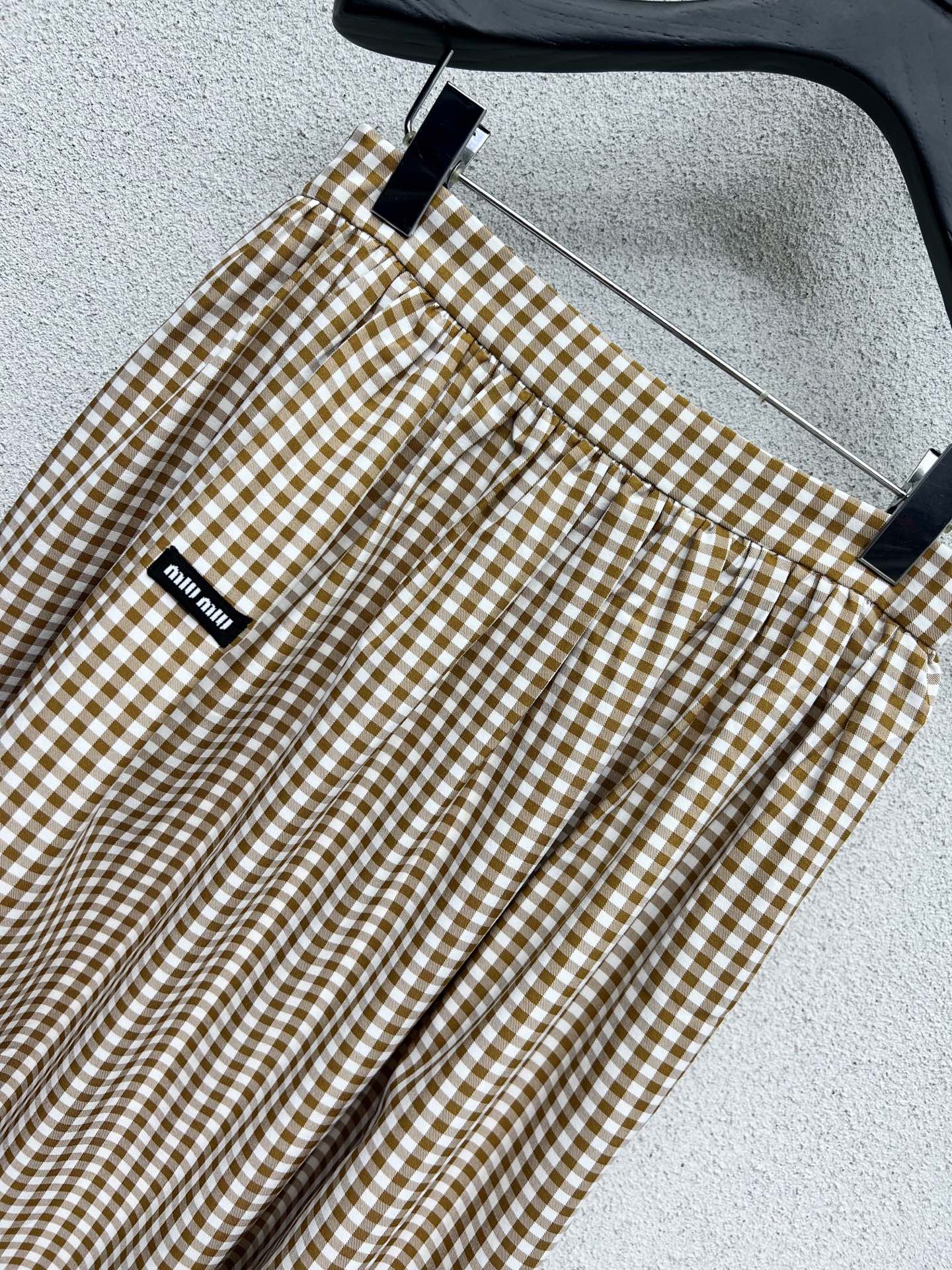 M 25 Classic design Plaid suit