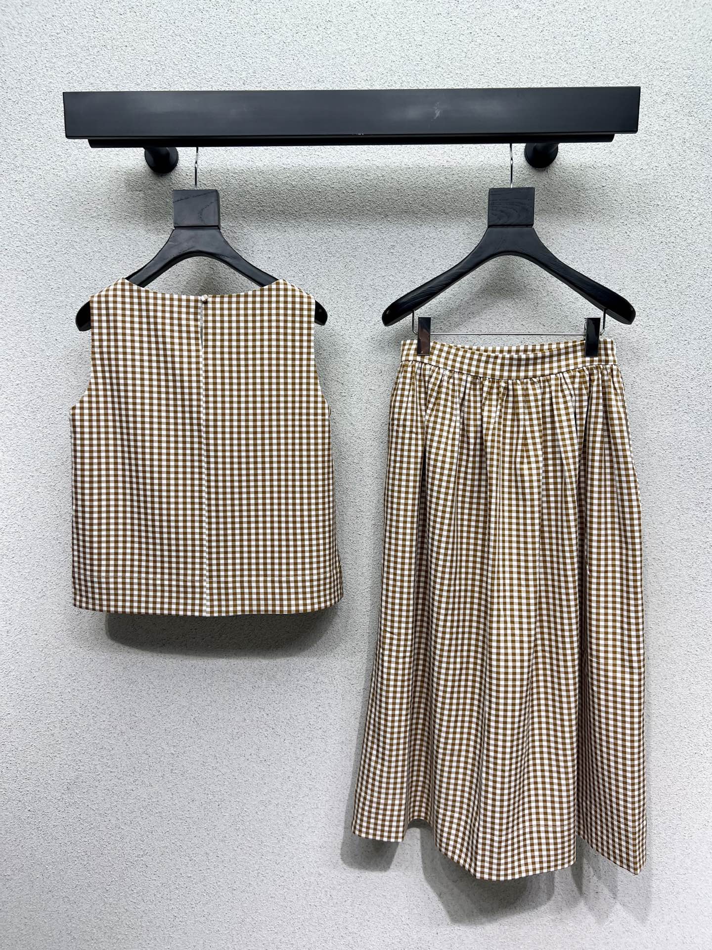 M 25 Classic design Plaid suit