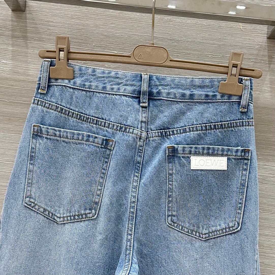 25 Pocket Embossed Letter Straight Jeans Blue Cotton