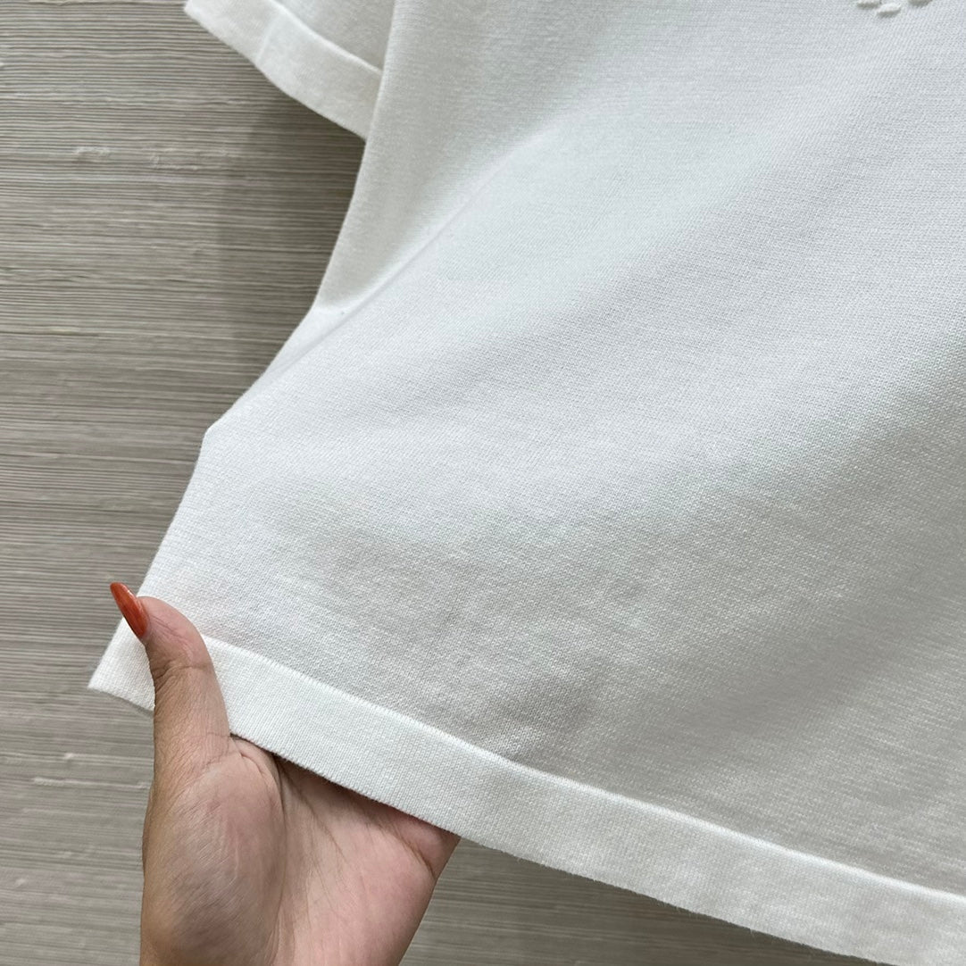 25 new products, love double C knitted short-sleeved top