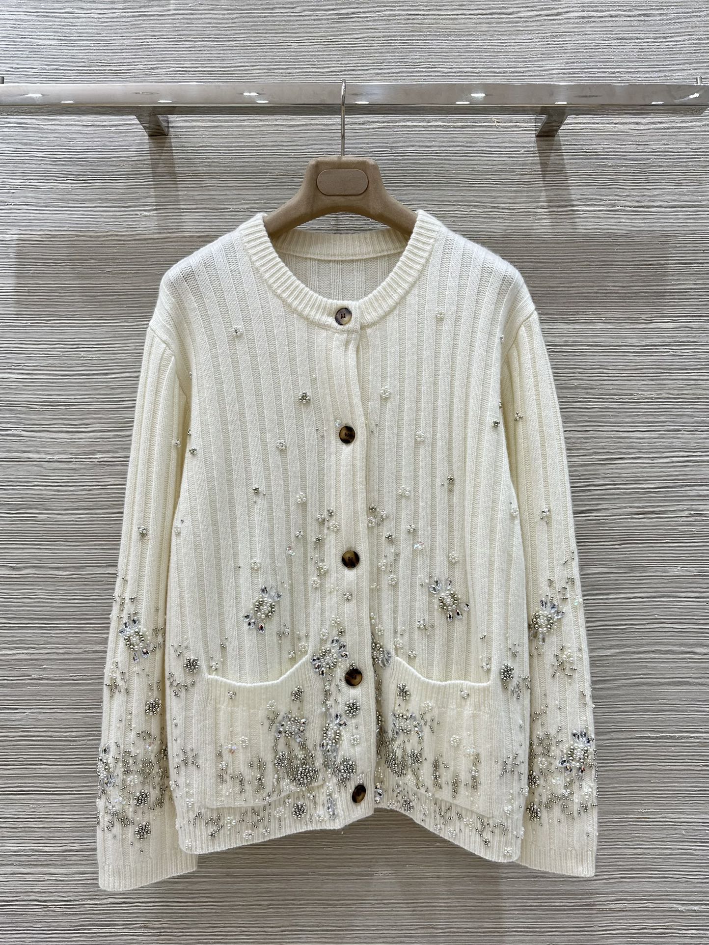 25 new autumn and winter products, heavy beaded embroidered cashmere cardigan