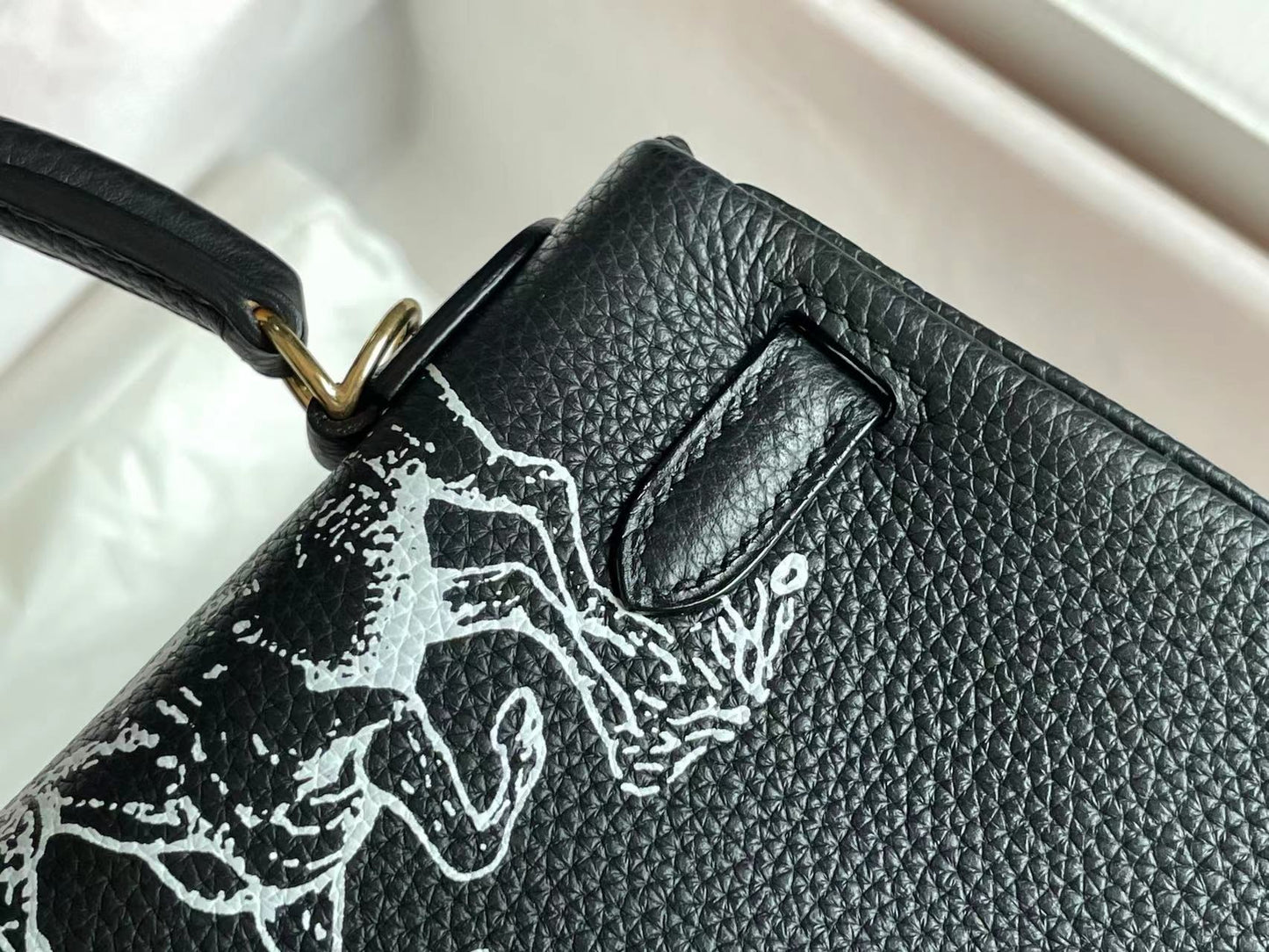 BAG IN BLACK CALFSKIN WITH WHITE STICKER (MADE - TO - ODER)