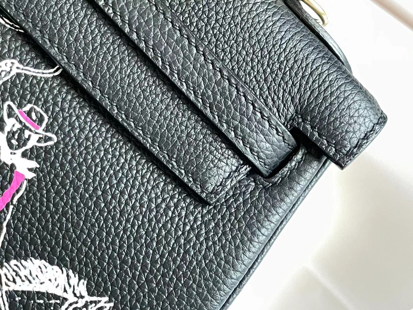 BAG IN BLACK CALFSKIN WITH WHITE STICKER (MADE - TO - ODER)