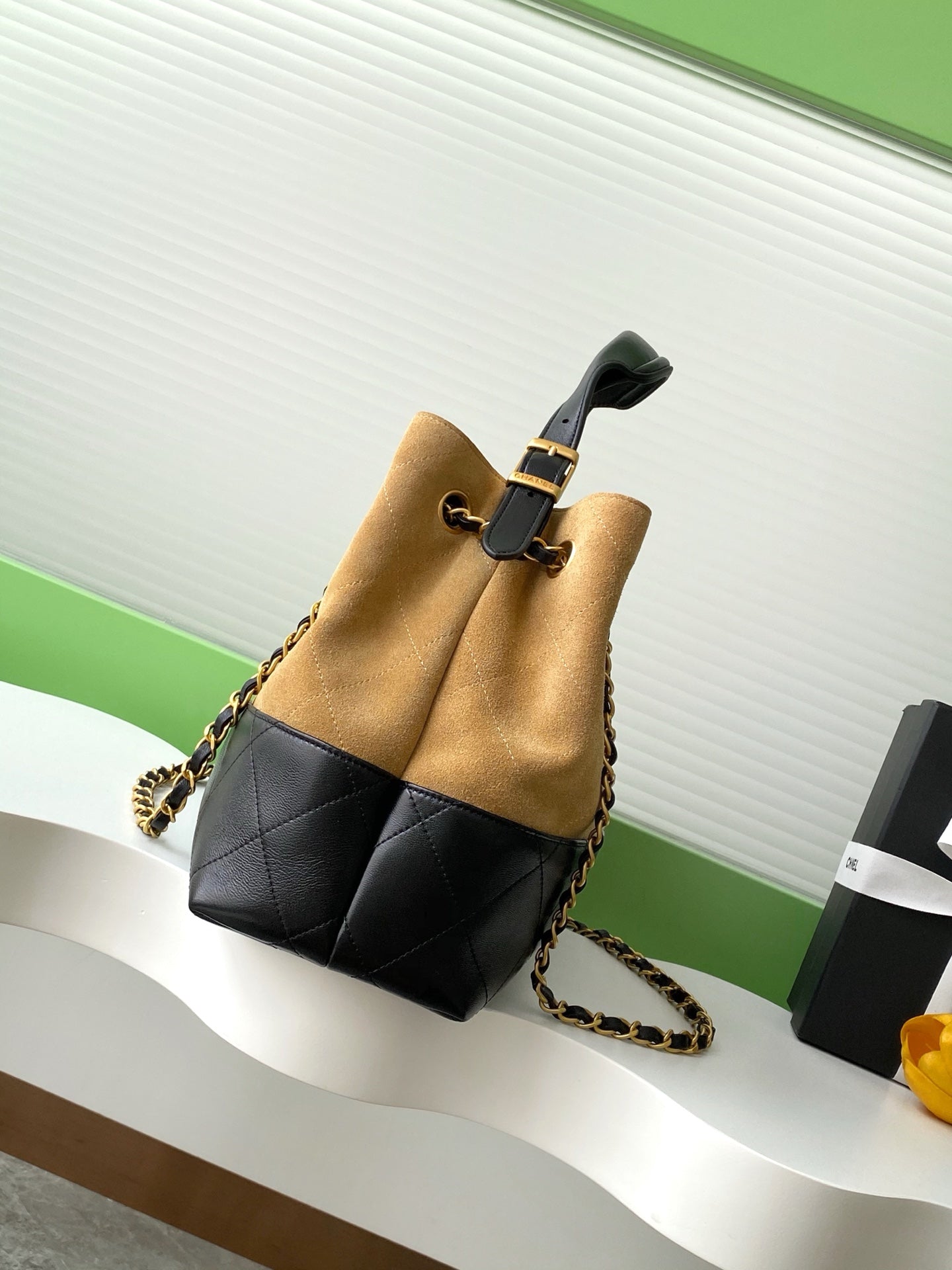 25A Small Tote 36cm Brown Suede Black Calfskin