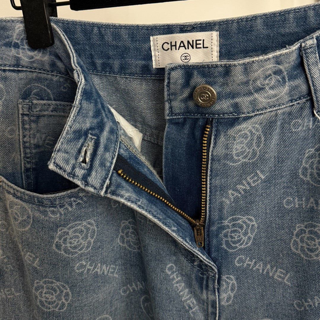 25 Camellia logo letter print high waisted straight leg denim pants