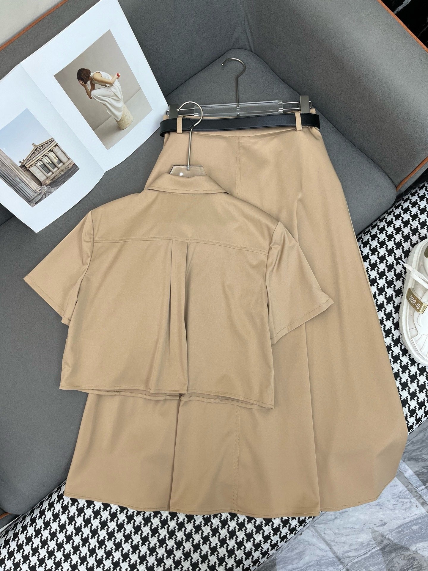 25 New Work Style Short Top + Skirt with Belt Set