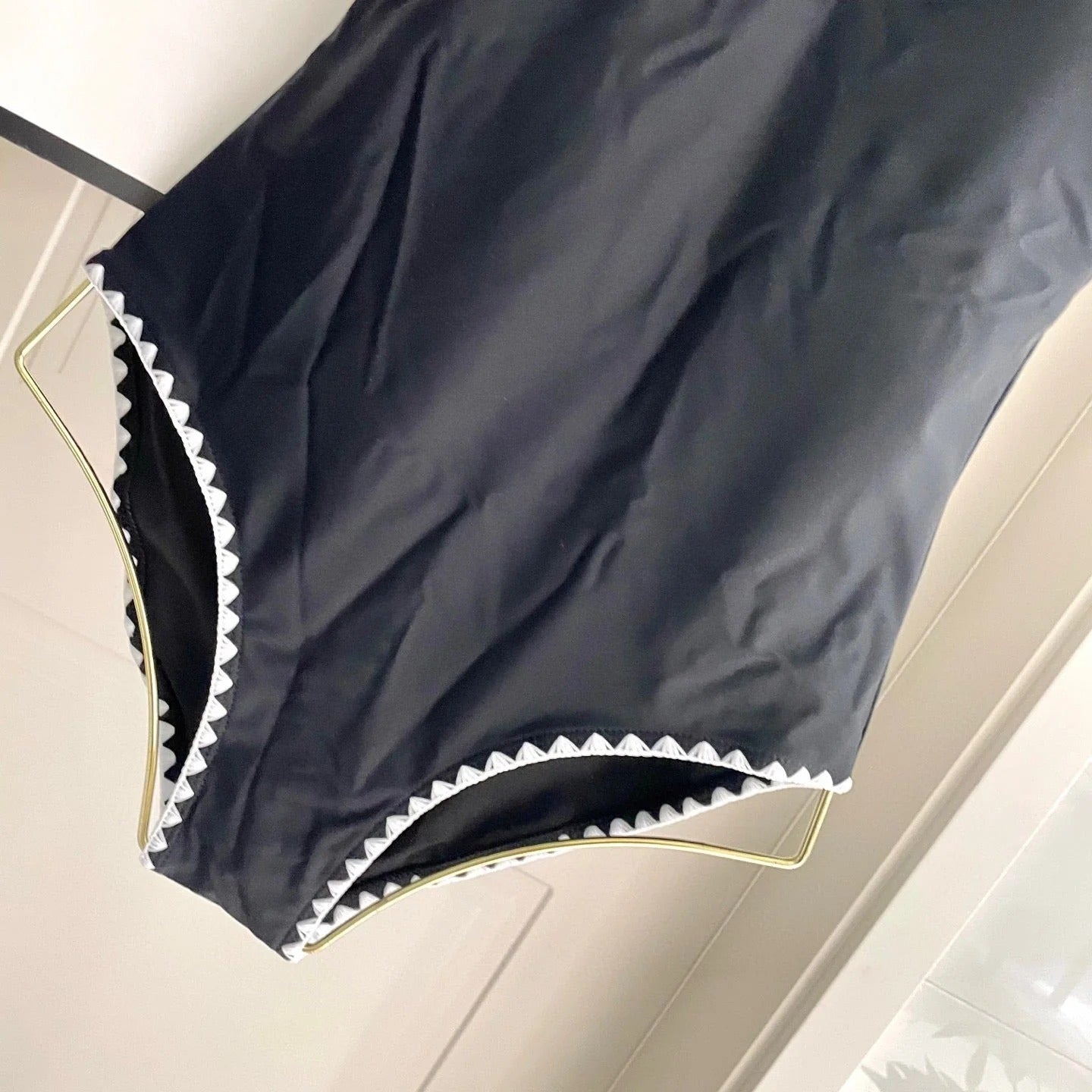 BIKINI SWIMSUIT SET IN BLACK AND WHITE TRIM 622173