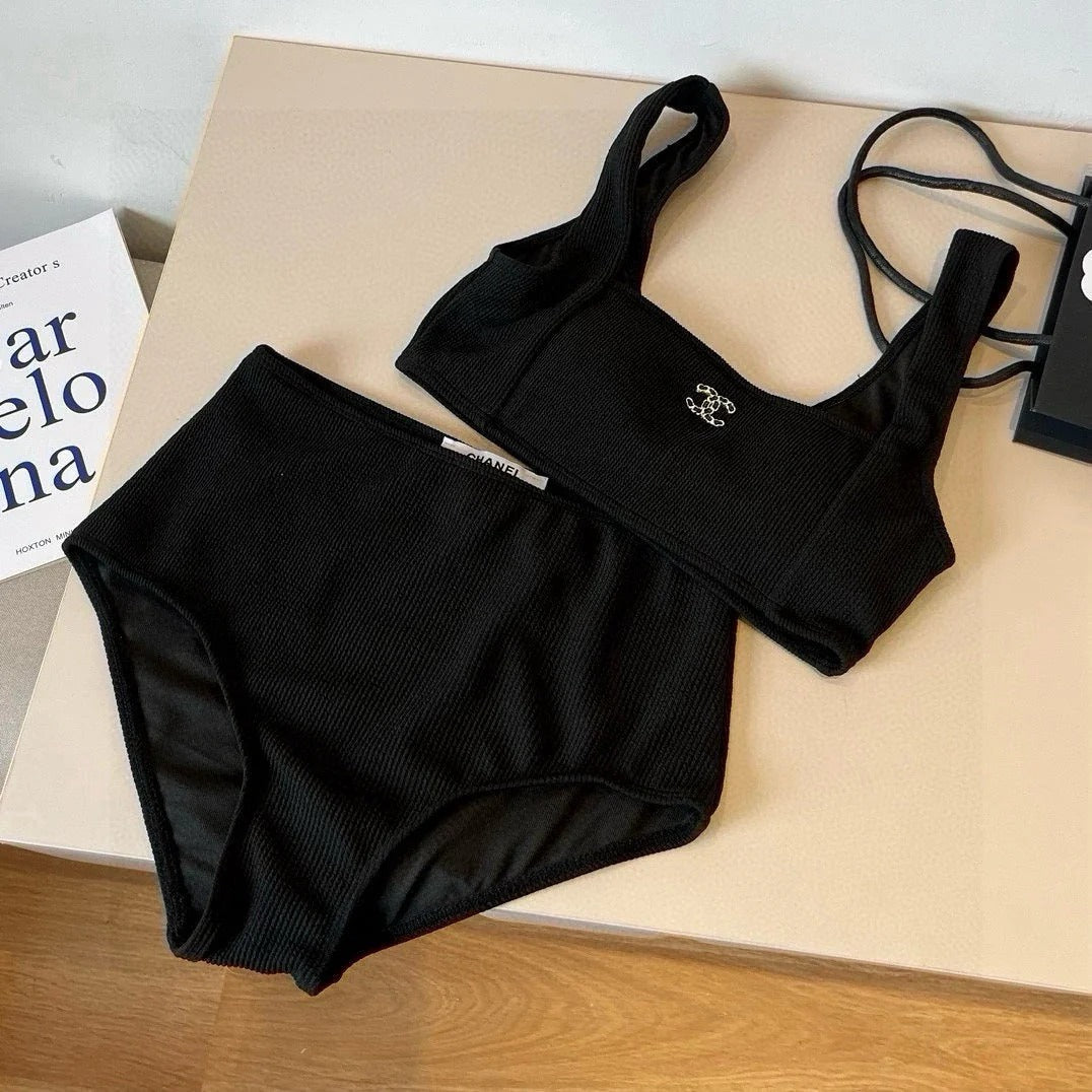 BIKINI SWIMSUIT SET IN BLACK ATTACHED WITH LOGO 629243