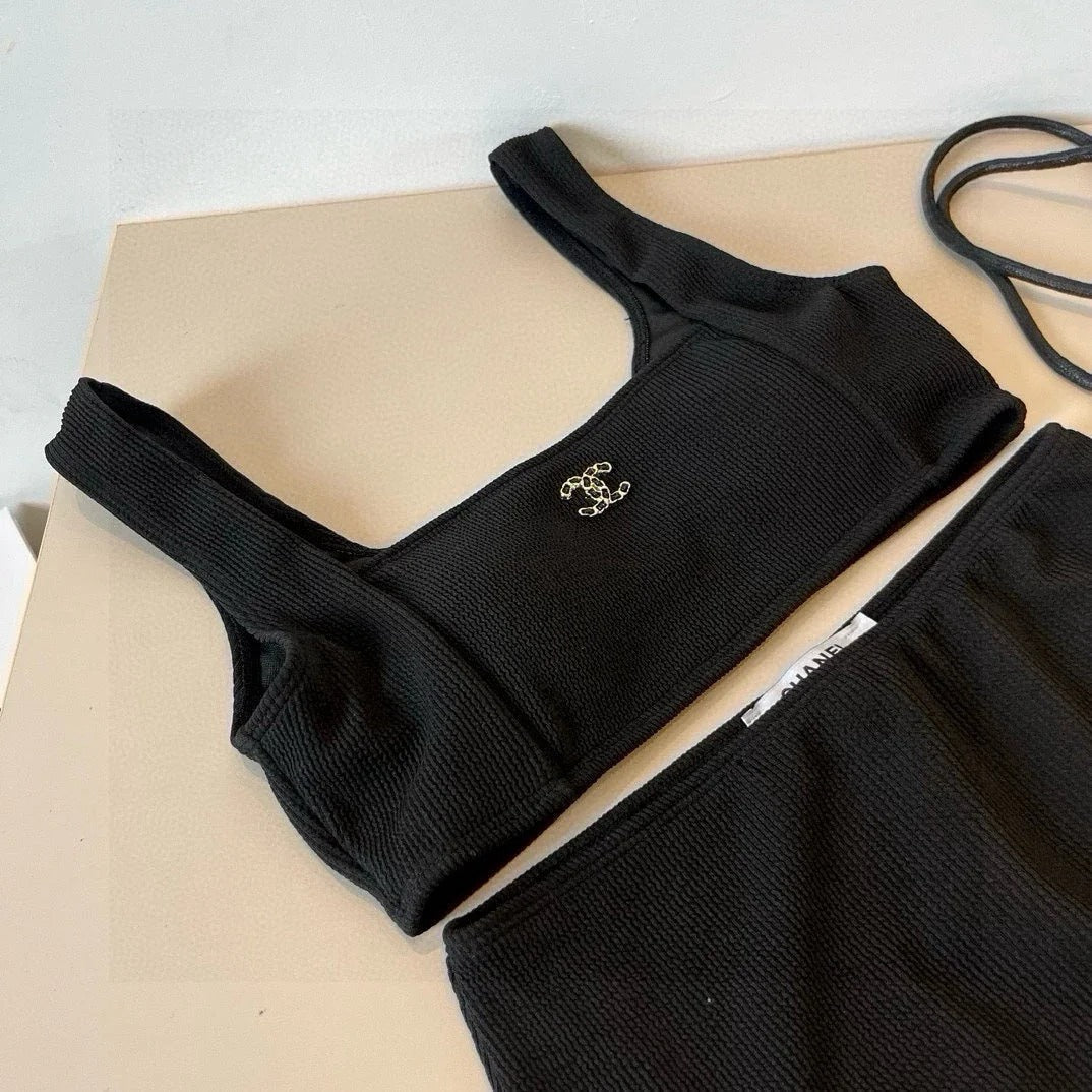 BIKINI SWIMSUIT SET IN BLACK ATTACHED WITH LOGO 629243