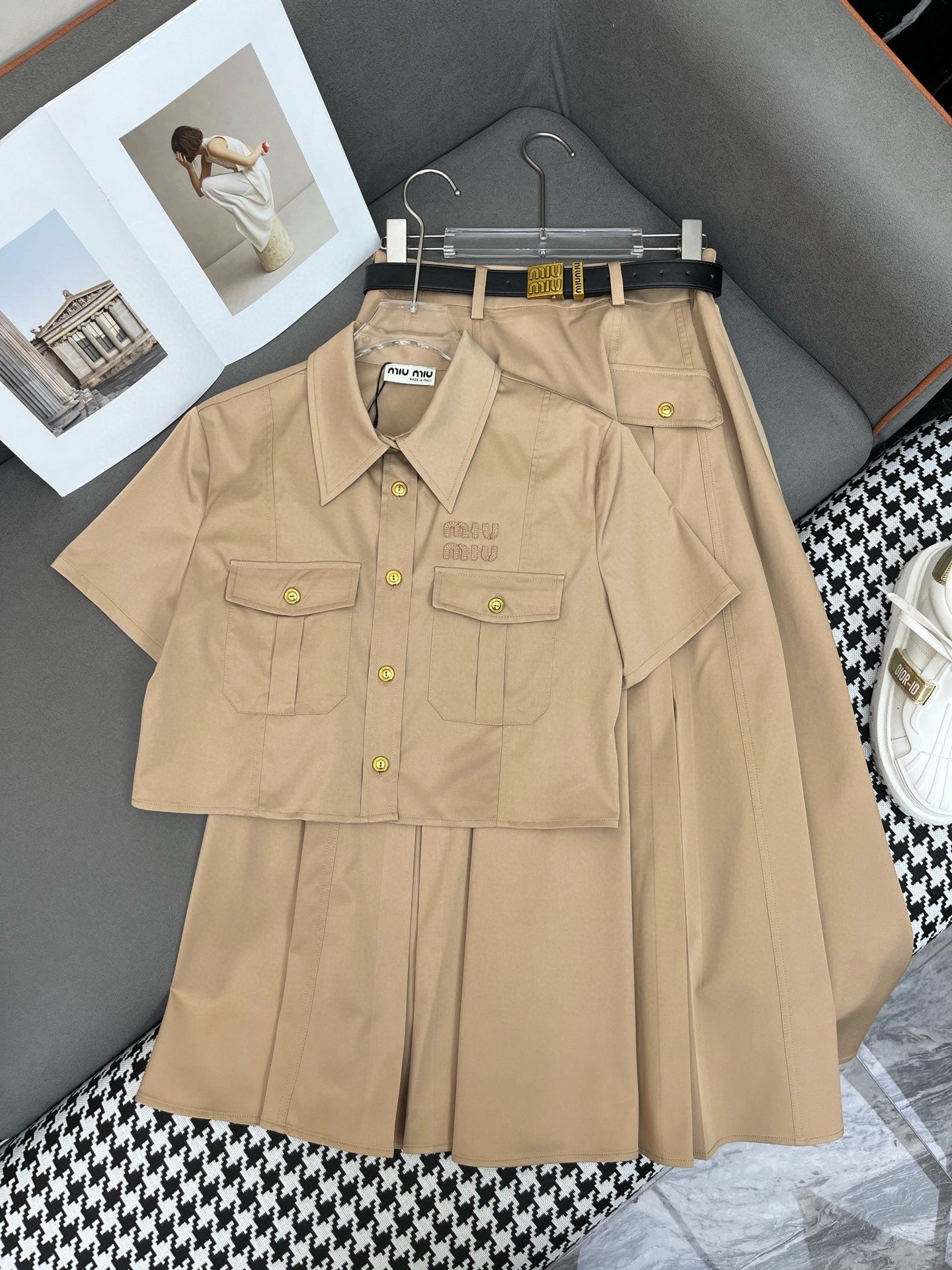 25 New Work Style Short Top + Skirt with Belt Set