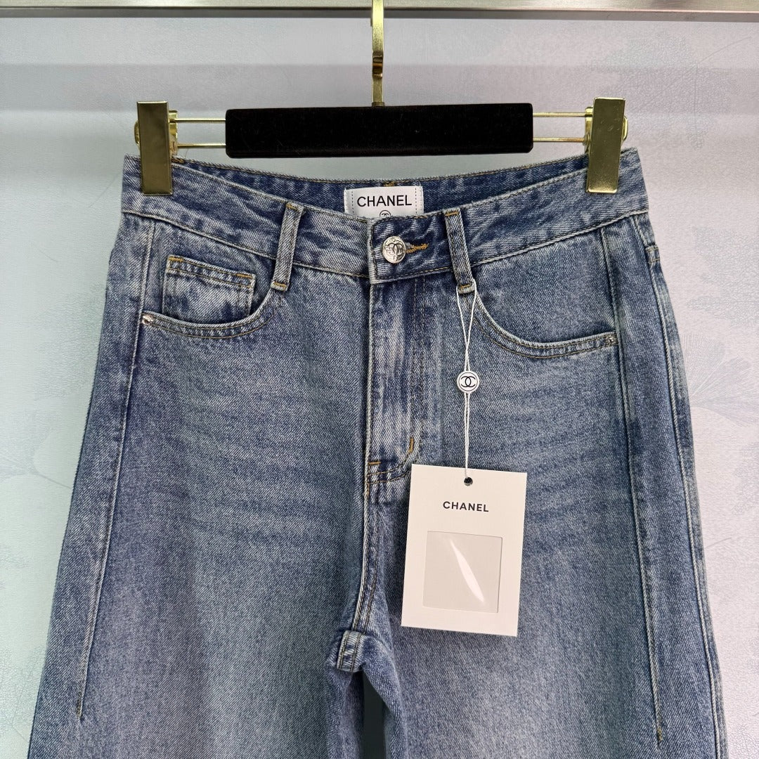 25 Spring and Summer New Products Wide-leg Jeans,