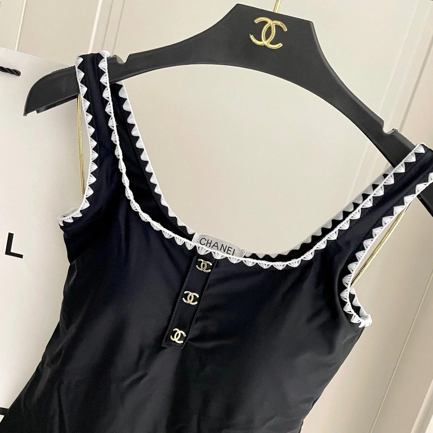 BIKINI SWIMSUIT SET IN BLACK AND WHITE TRIM 622173
