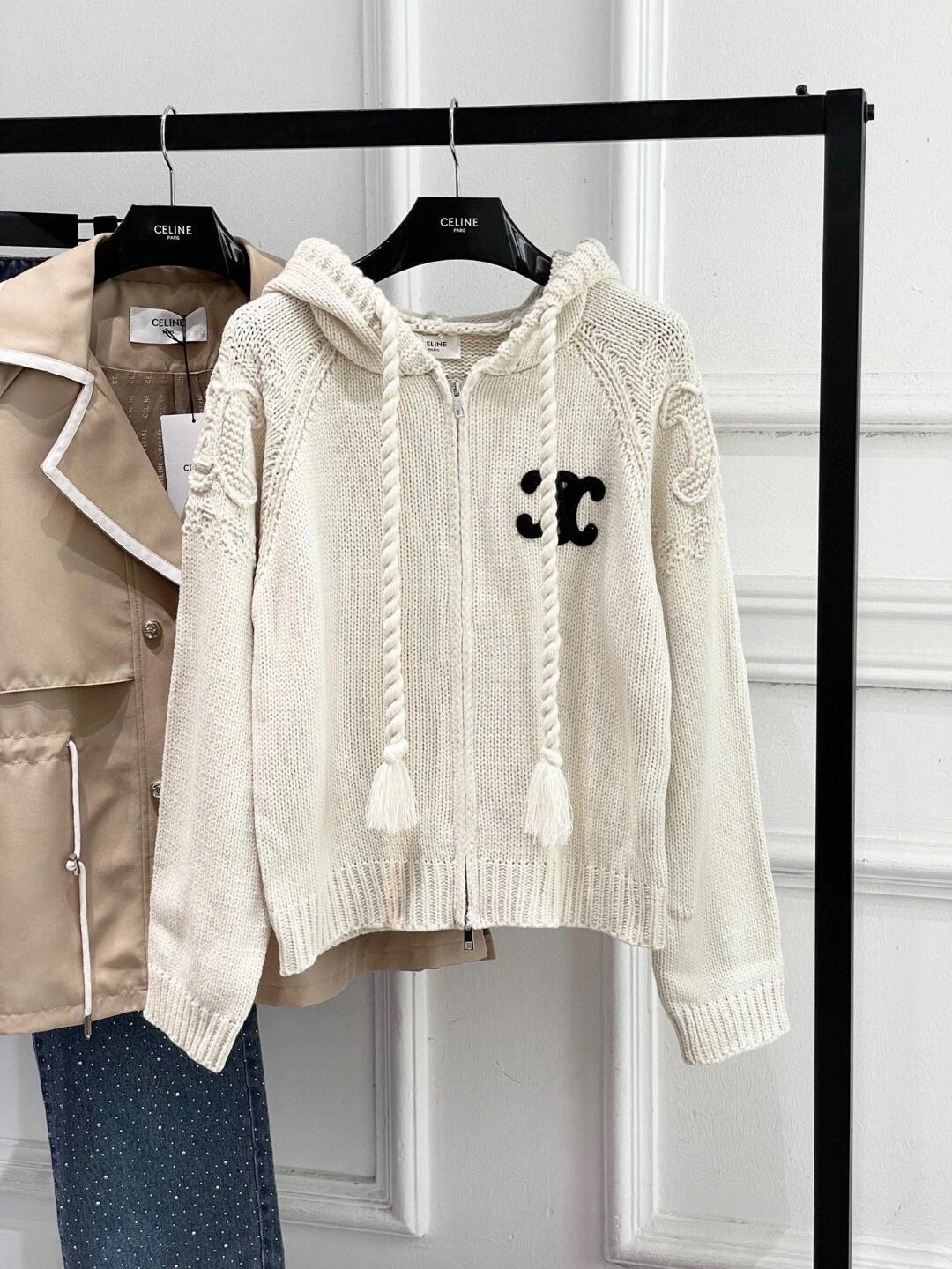 25 Very beautiful and versatile early autumn knitted sweater