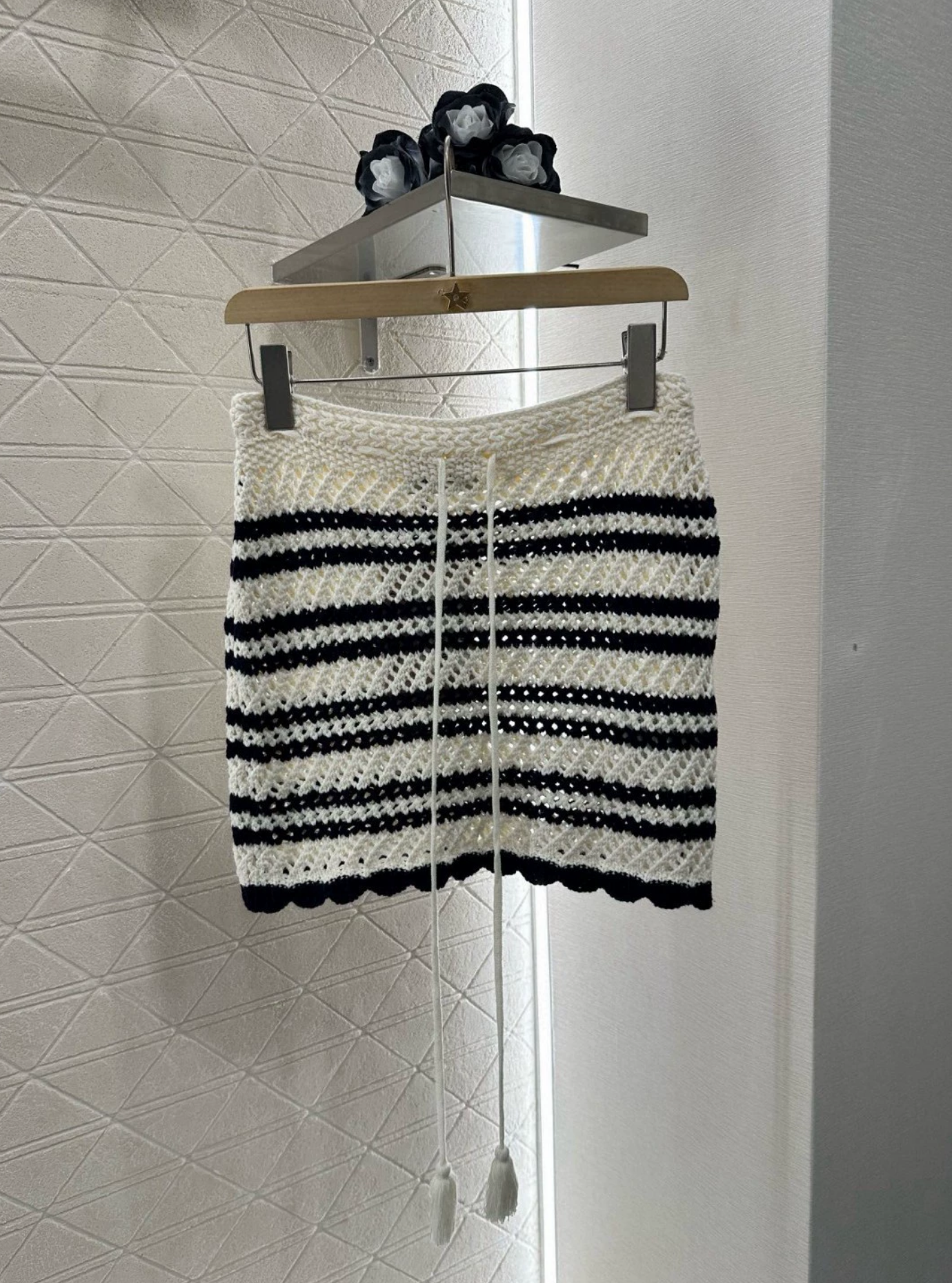 25 new hand-knitted short-sleeved cardigan and skirt suit