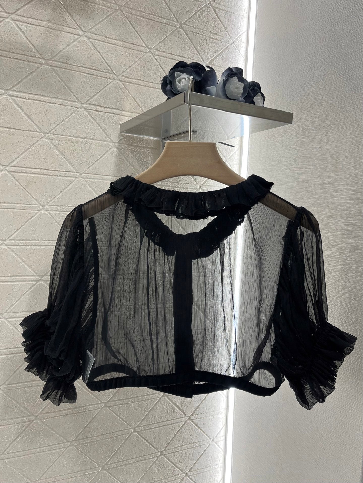 2025 new products Short waist lace see-through top
