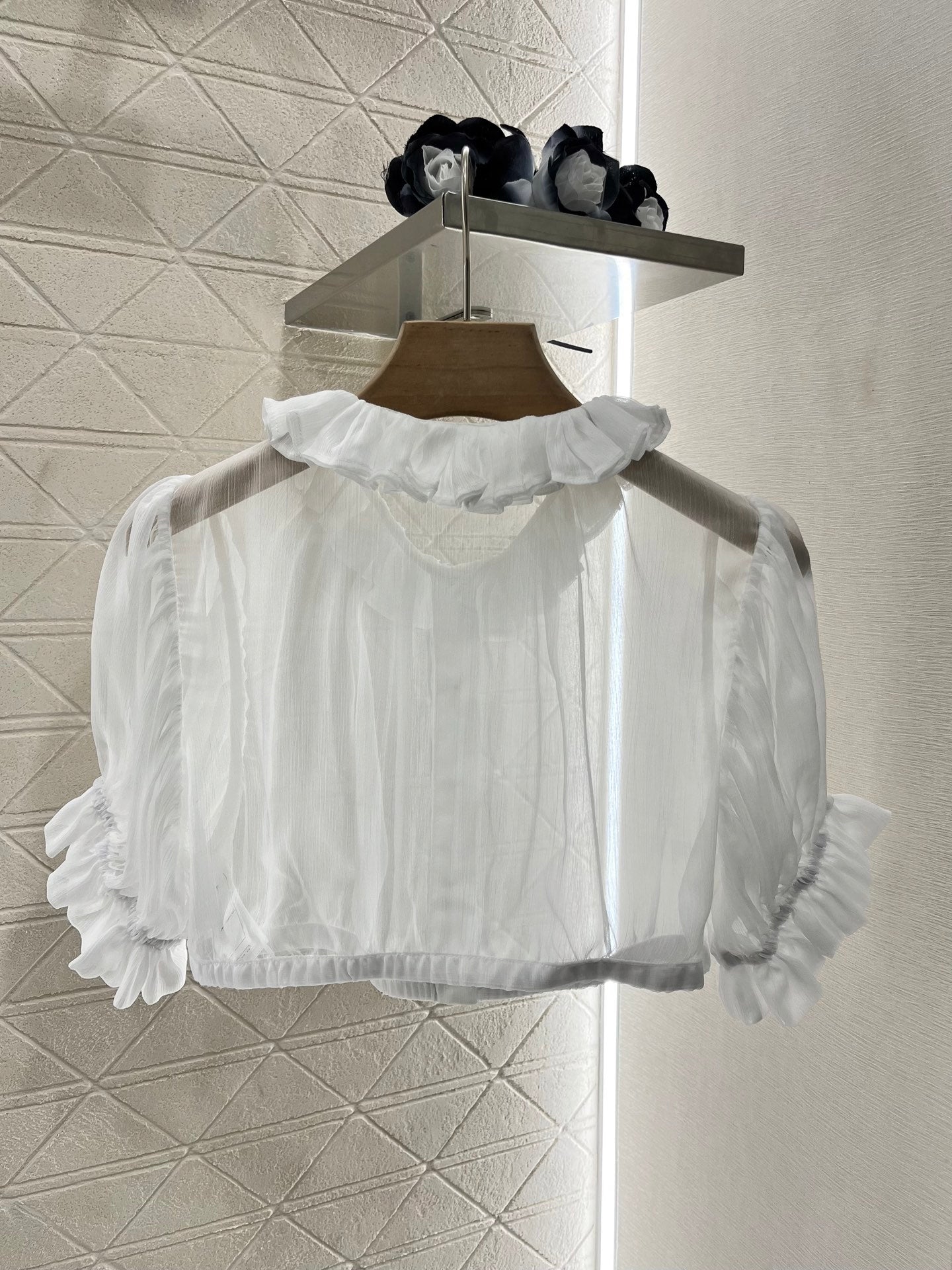 2025 new products Short waist lace see-through top