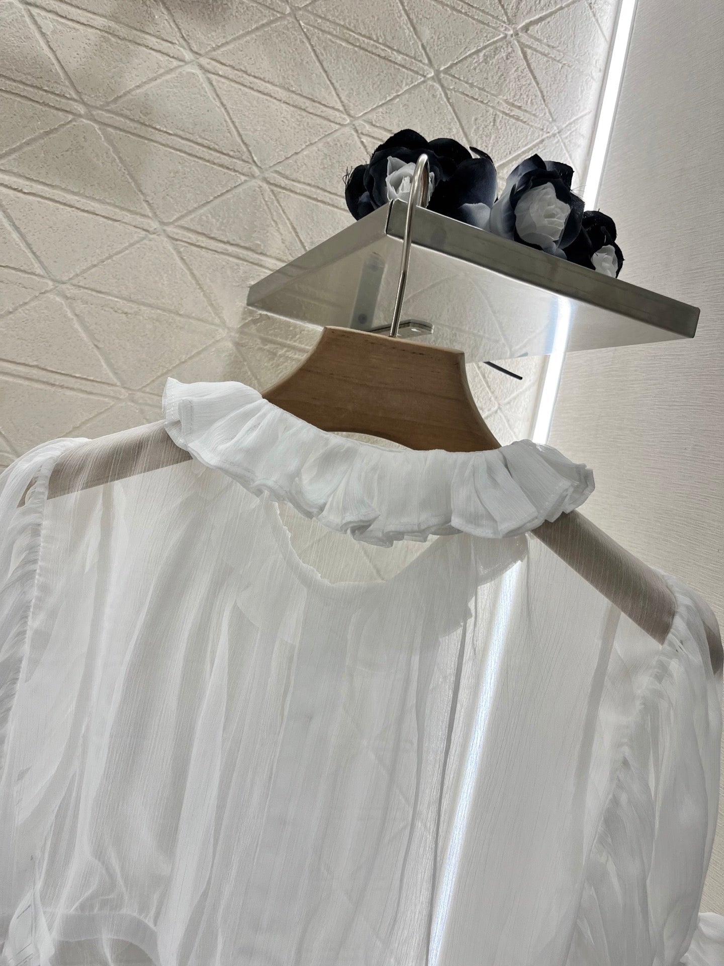 2025 new products Short waist lace see-through top