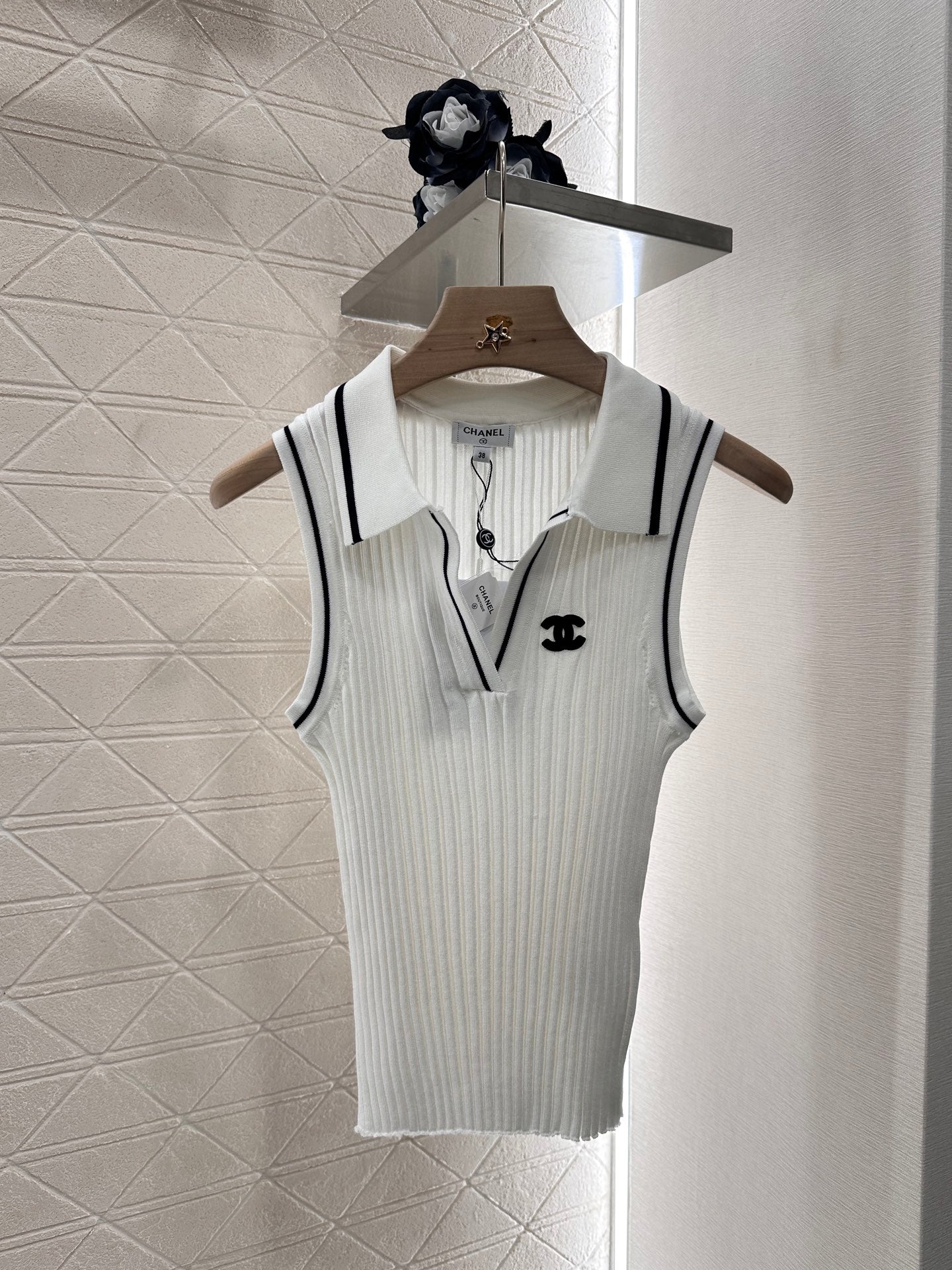 2025 new product Striped knitted vest