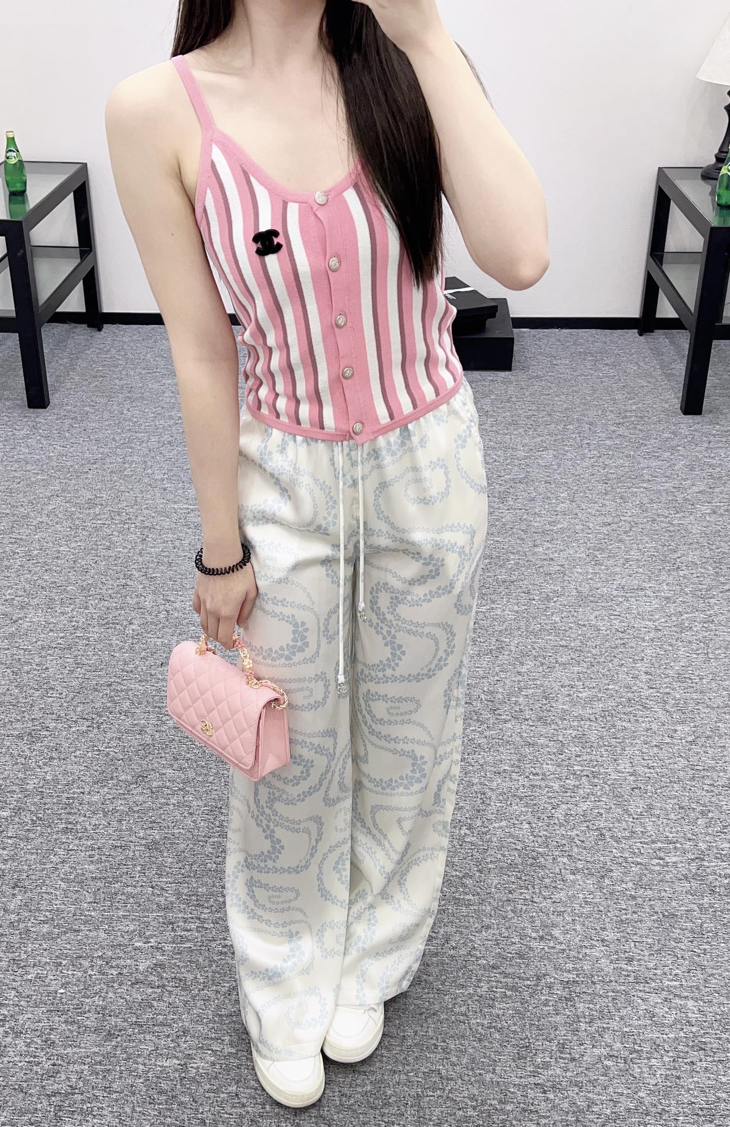 C 2025 new products Jeans