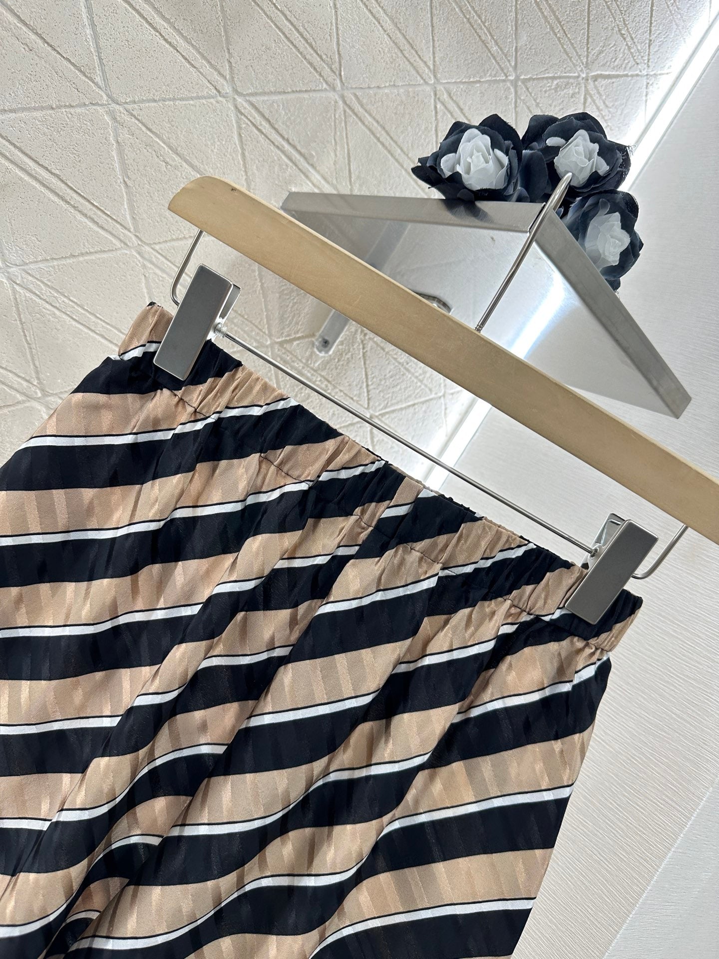 ♥2025 new products Silk shorts
